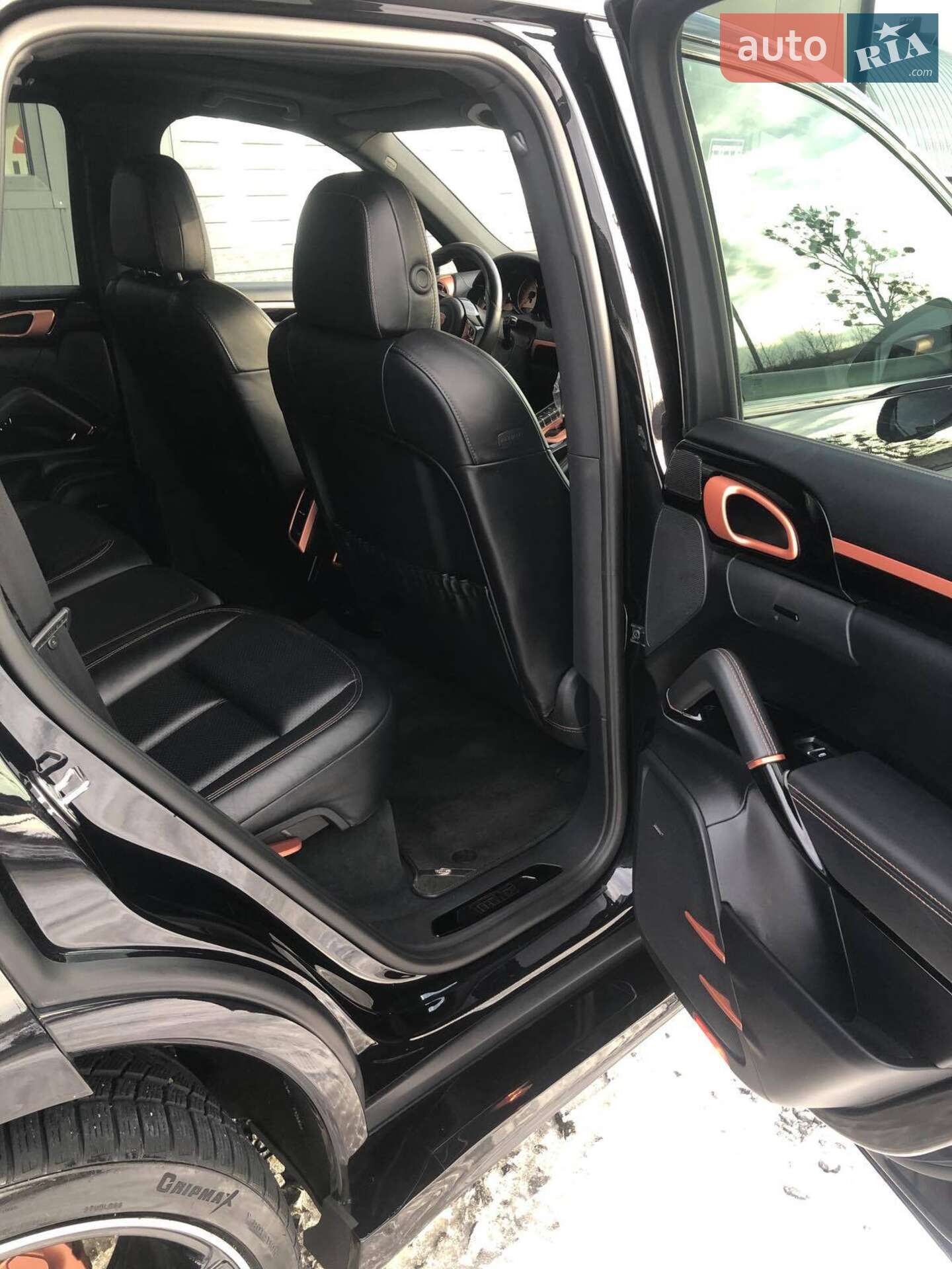 Porsche Cayenne 2016 VIN WP1ZZZ92ZGKA50132 фото оголошення 21 з 35