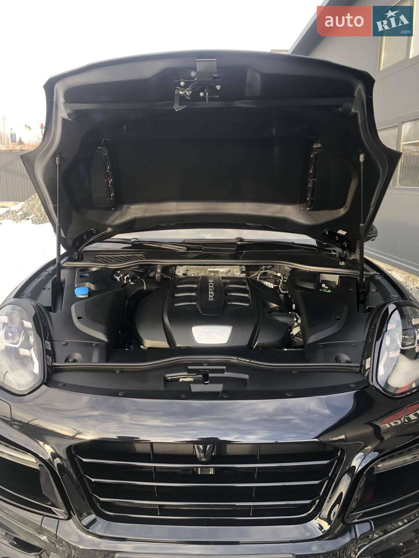 Porsche Cayenne 2016 VIN WP1ZZZ92ZGKA50132 фото оголошення 15 з 35