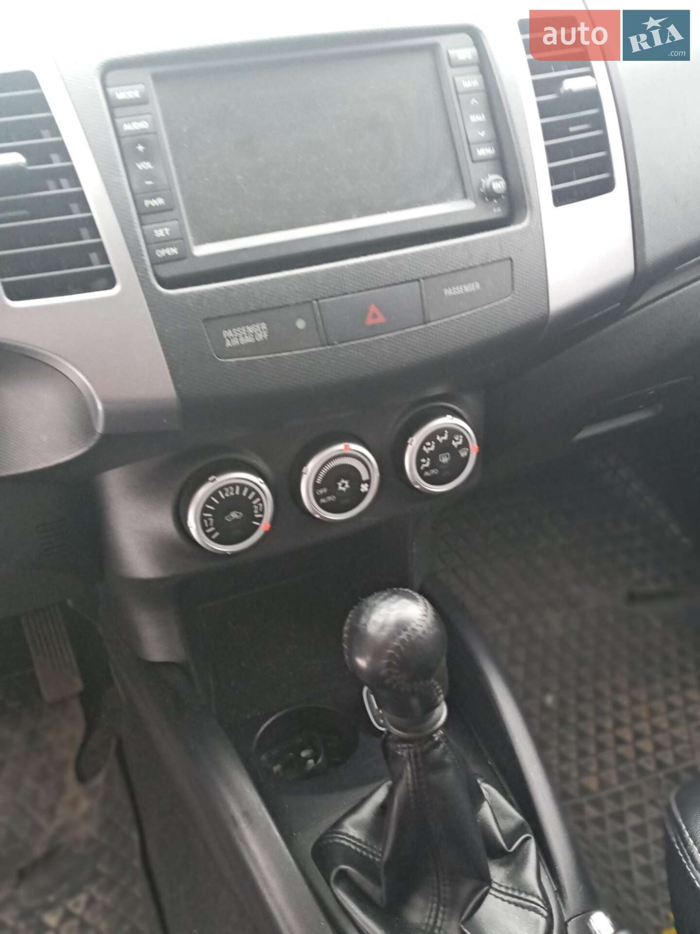 Peugeot 4007 2008 VIN VF3VU4HNH8U921990 фото оголошення 8 з 32