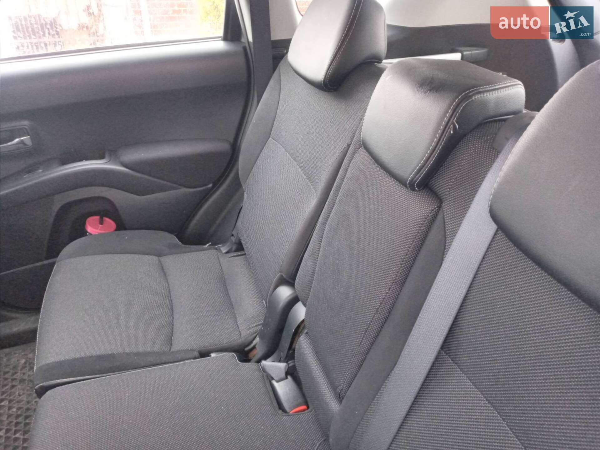 Peugeot 4007 2008 VIN VF3VU4HNH8U921990 фото оголошення 10 з 32