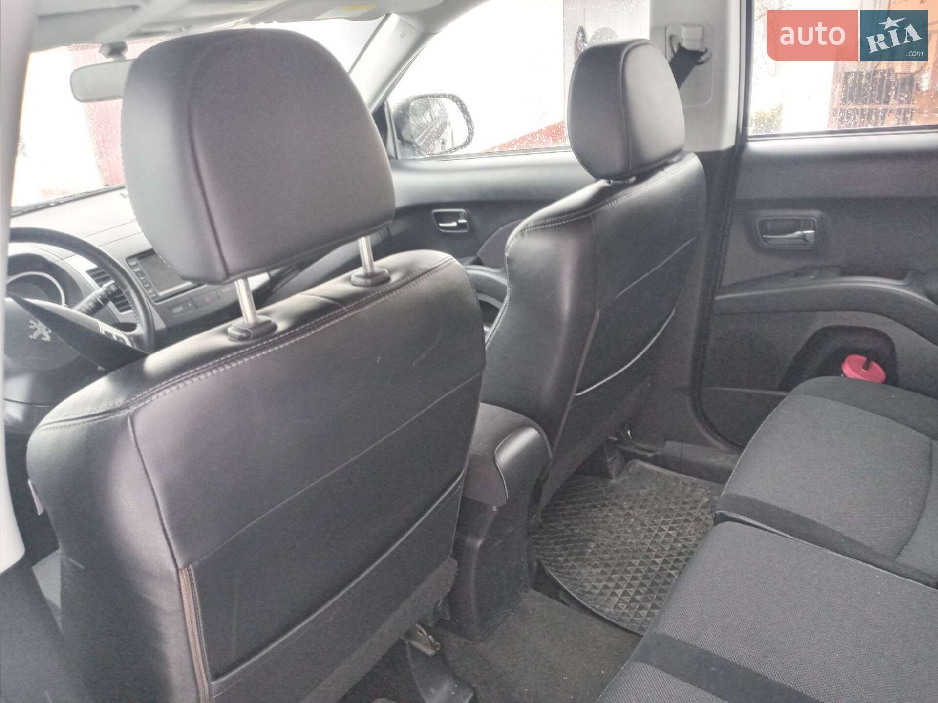 Peugeot 4007 2008 VIN VF3VU4HNH8U921990 фото оголошення 13 з 32