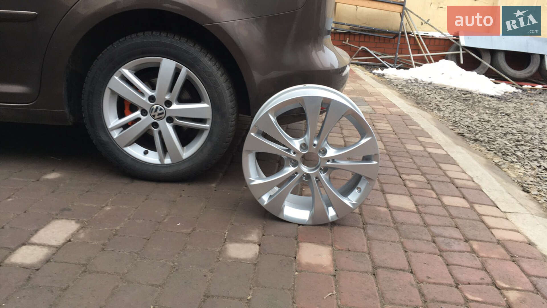 Volkswagen Touran 2013 VIN WVGZZZ1TZDW066627 фото оголошення 3 з 47