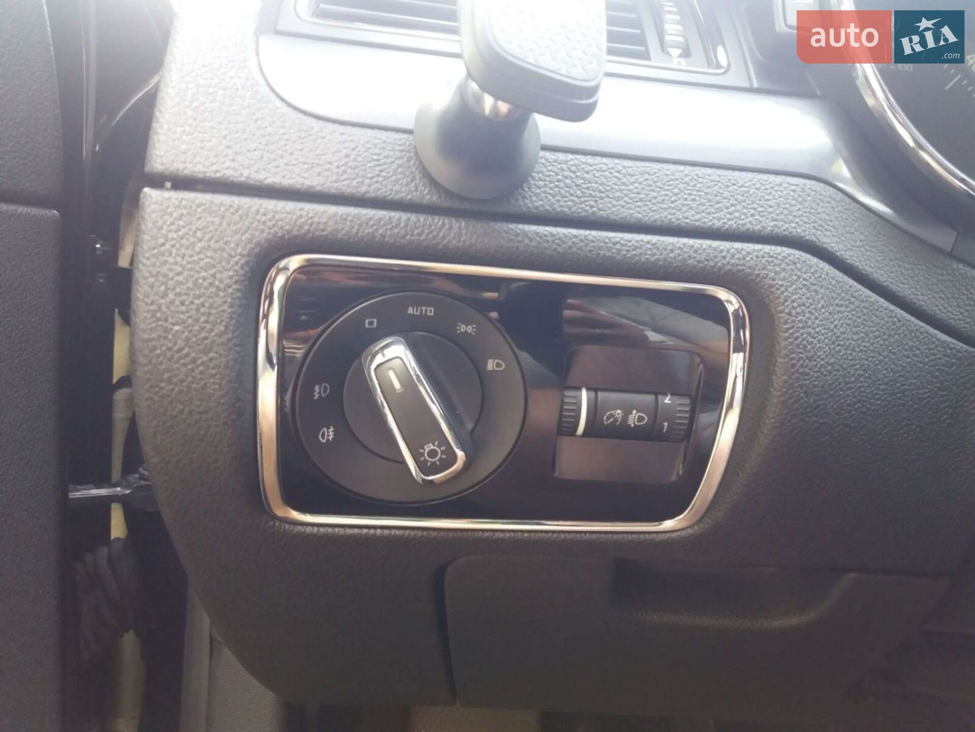 Skoda Superb 2012 VIN TMBJJ73TXC9027870 фото оголошення 2 з 15