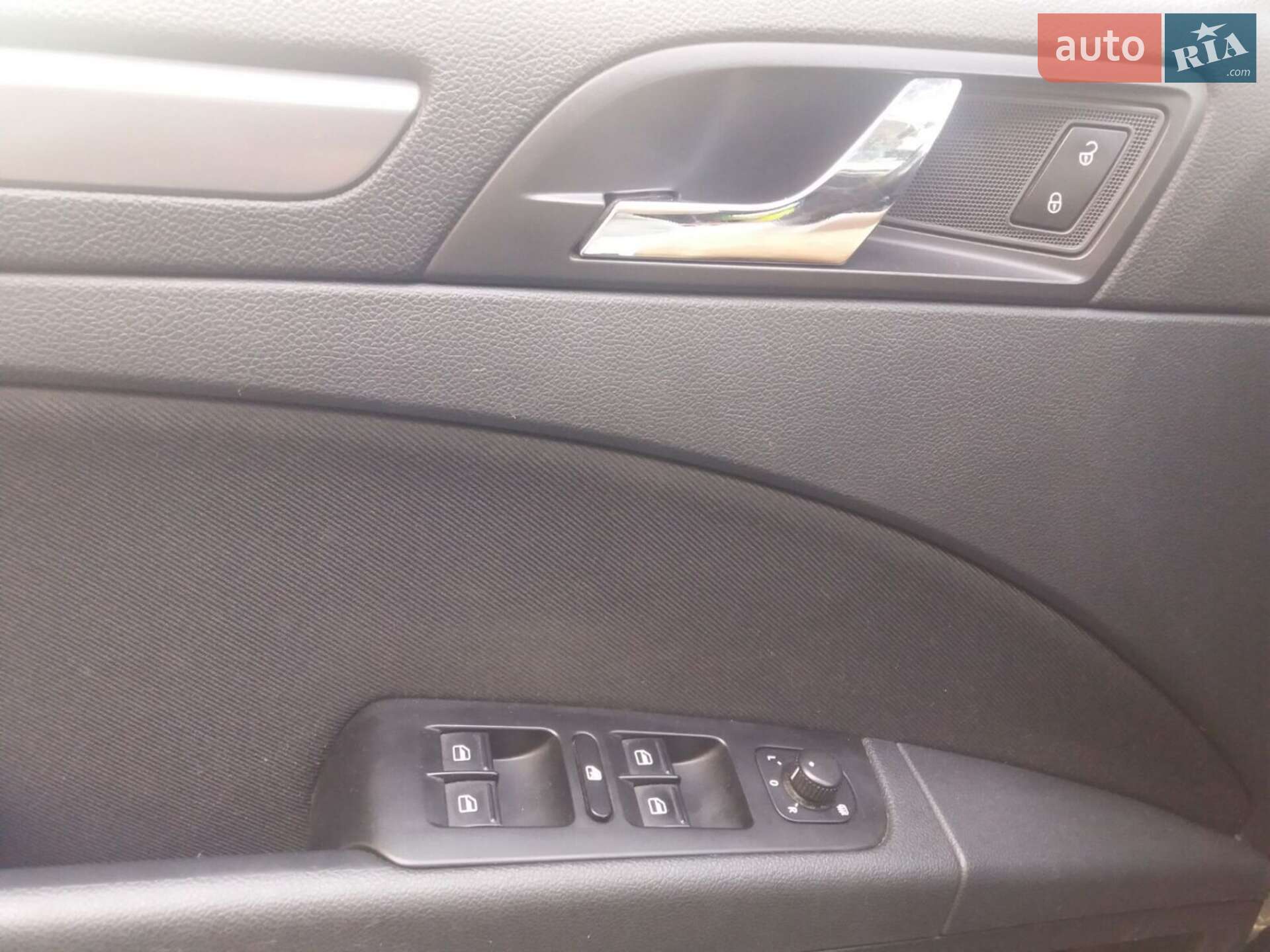 Skoda Superb 2012 VIN TMBJJ73TXC9027870 фото оголошення 3 з 15