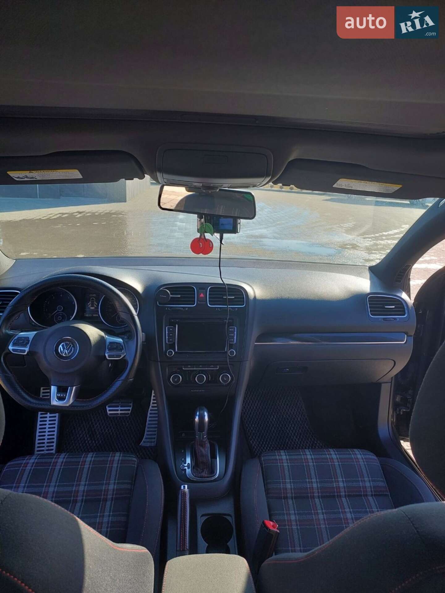 Volkswagen Golf GTI 2012 VIN WVWHV7AJ5CW269469 фото оголошення 28 з 30