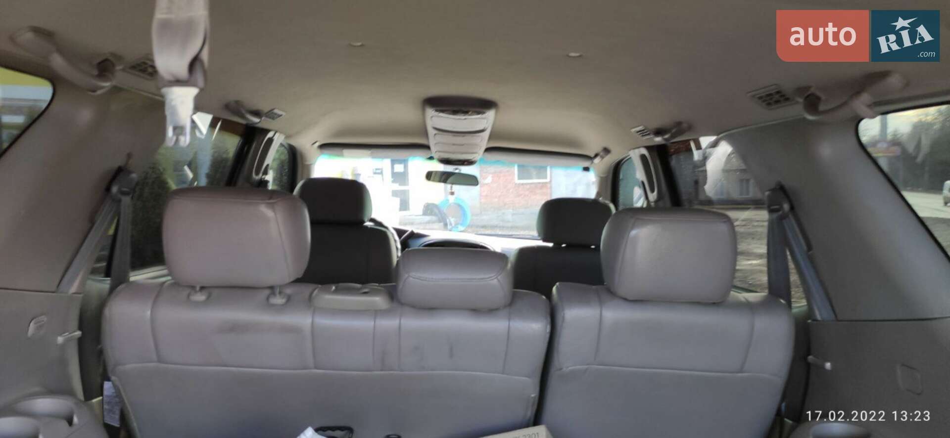 Toyota Sequoia 2002 VIN 5TDZT34A02S088910 фото оголошення 12 з 33
