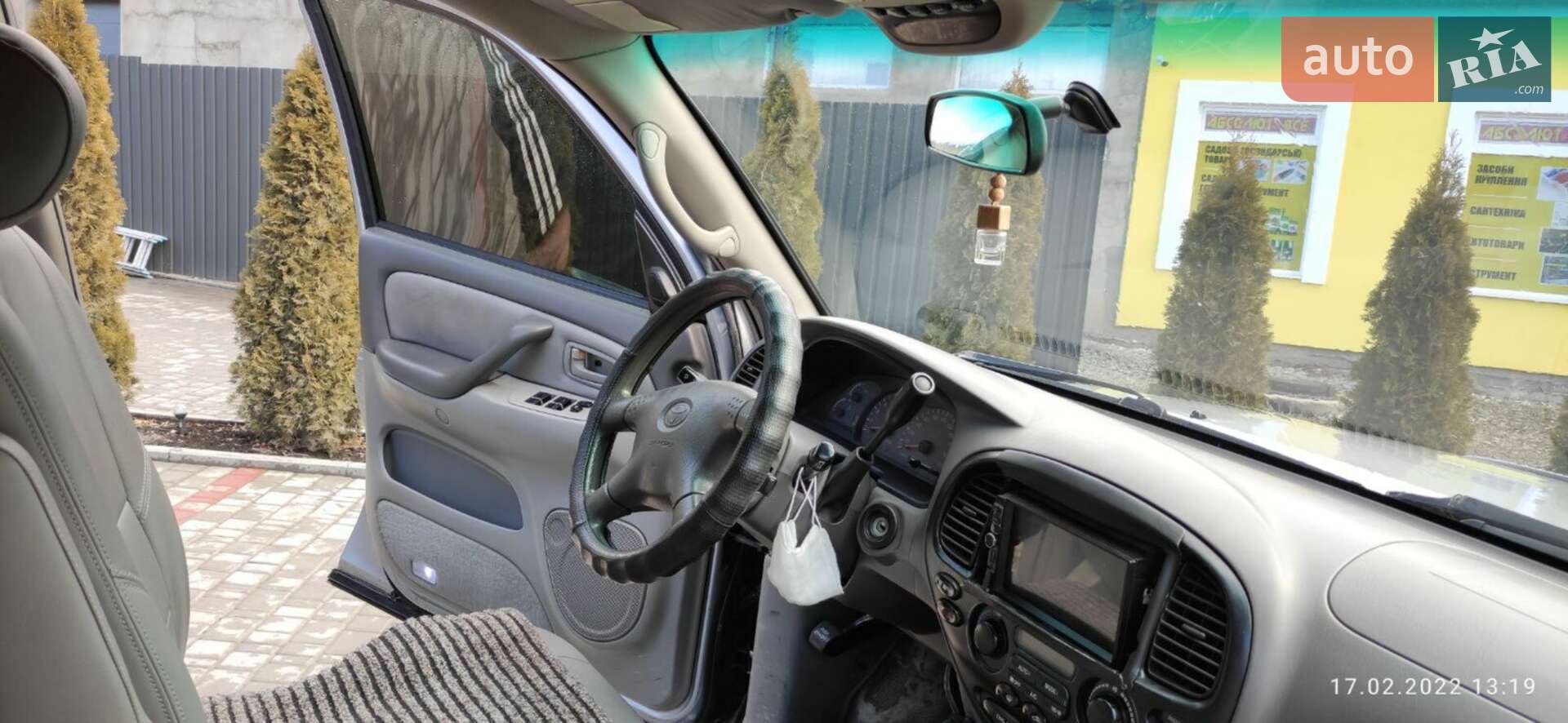 Toyota Sequoia 2002 VIN 5TDZT34A02S088910 фото оголошення 31 з 33