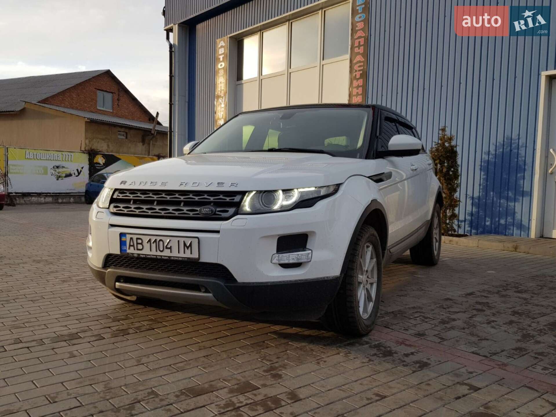 Land Rover Range Rover Evoque 2014 VIN SALVA2BB9FH005181 фото оголошення 4 з 151