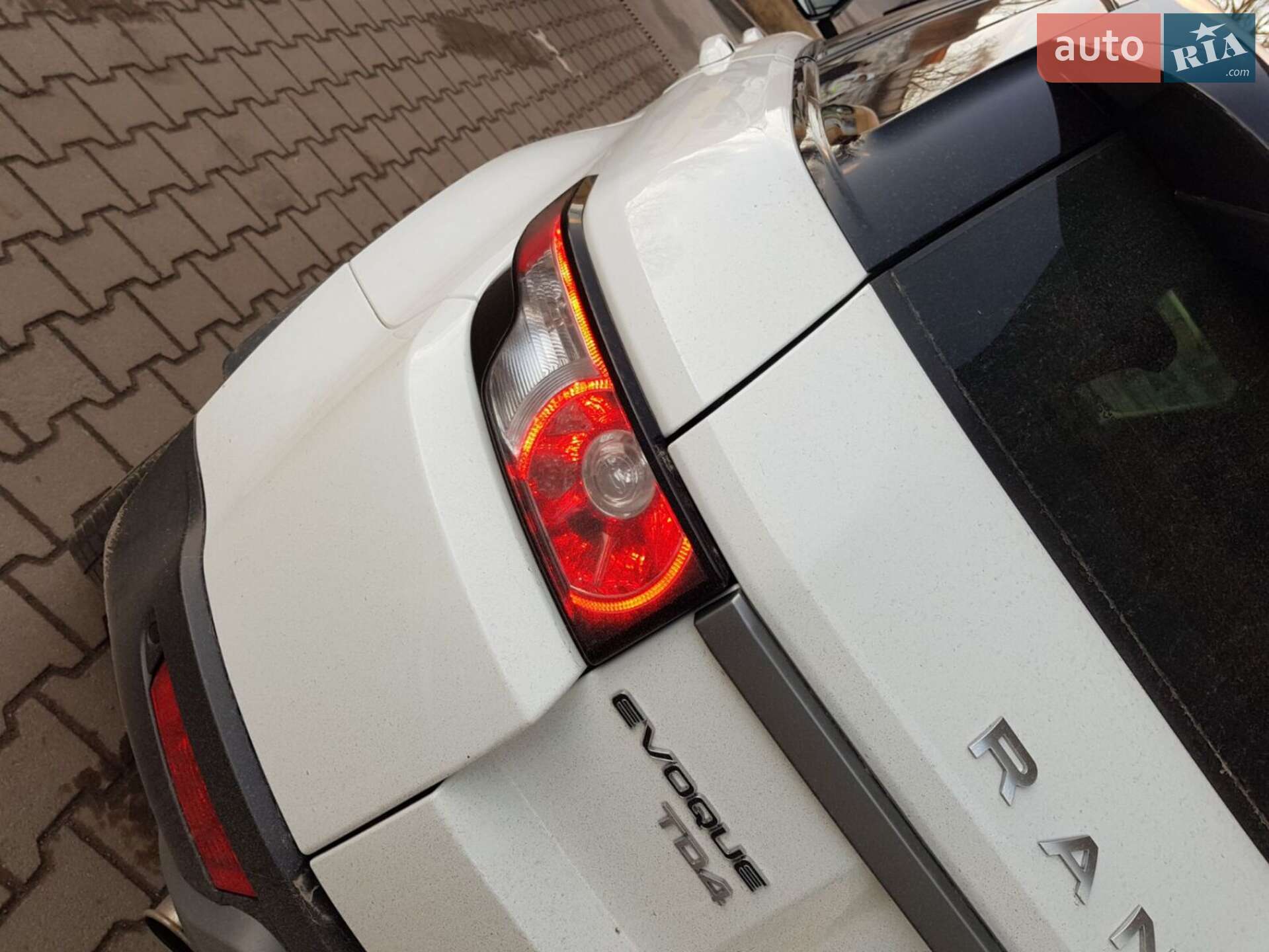 Land Rover Range Rover Evoque 2014 VIN SALVA2BB9FH005181 фото оголошення 27 з 151