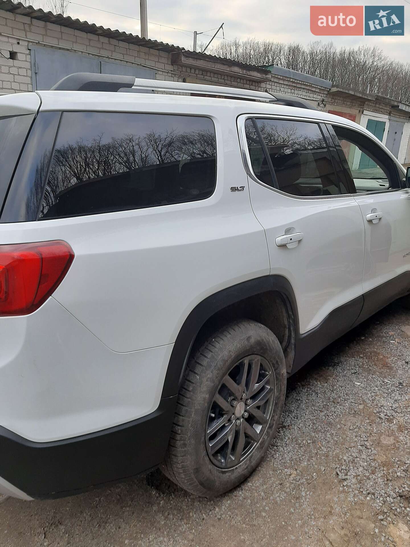 GMC Acadia 2017 VIN 1GKKNULS3HZ230884 фото оголошення 9 з 10