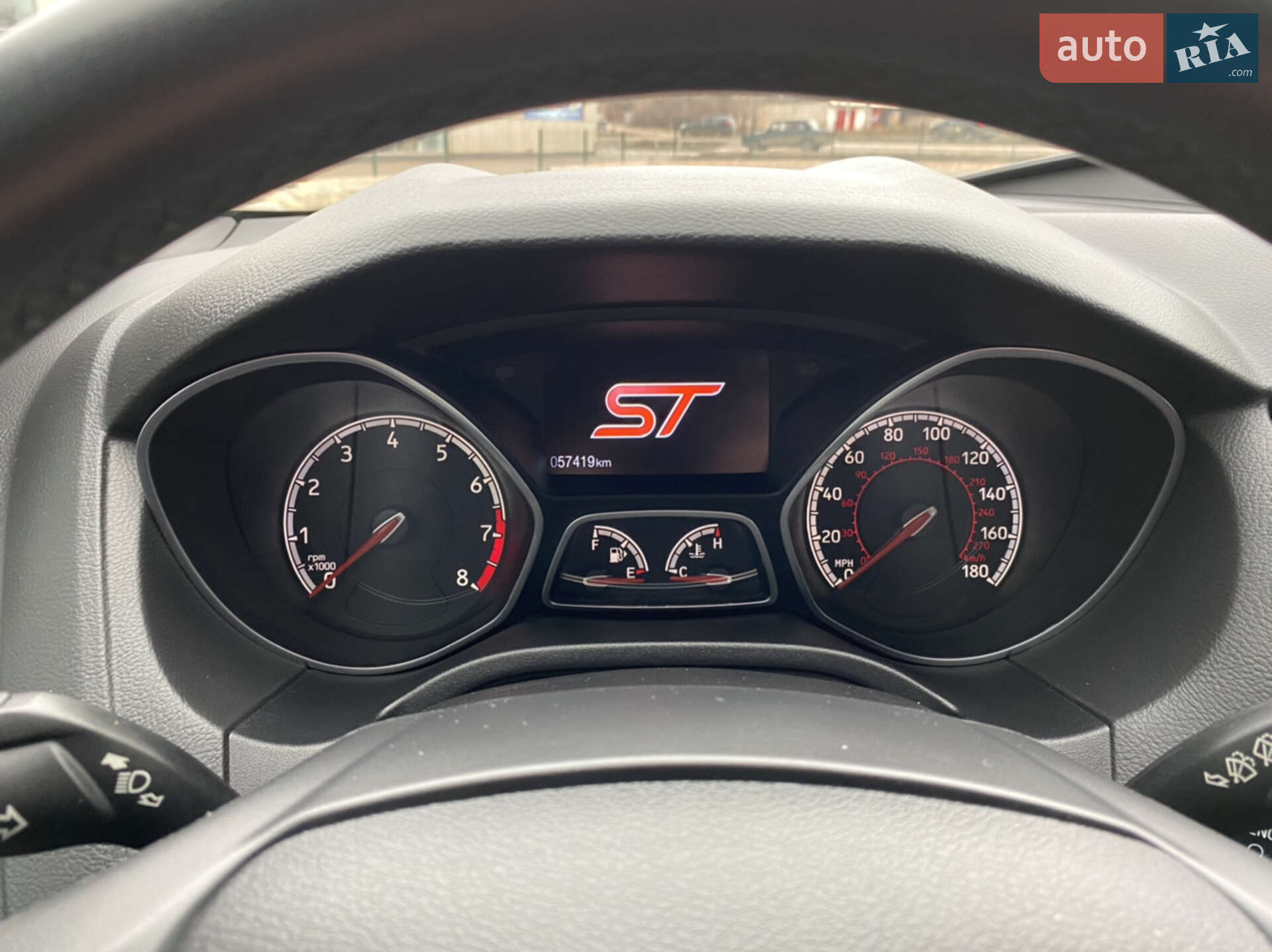 Ford Focus 2018 VIN 1FADP3L91JL322631 фото оголошення 6 з 16