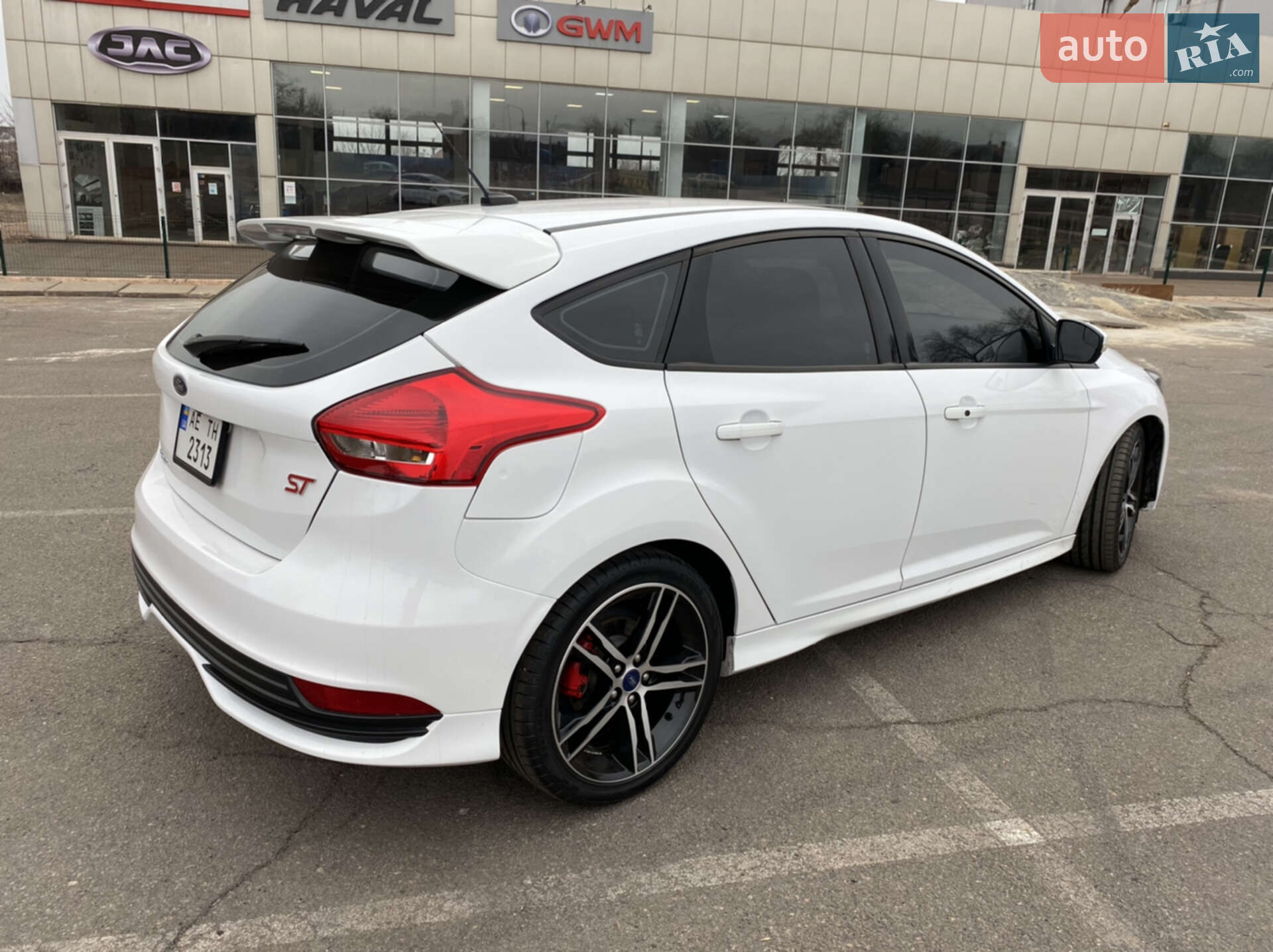 Ford Focus 2018 VIN 1FADP3L91JL322631 фото оголошення 8 з 16