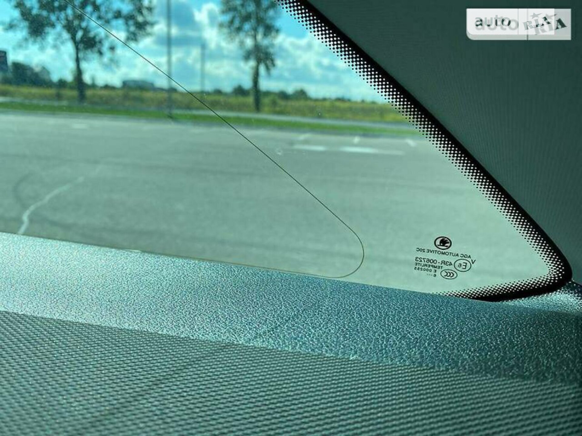 Skoda Octavia 2016 VIN TMBJG9NE2H0116661 фото оголошення 47 з 58