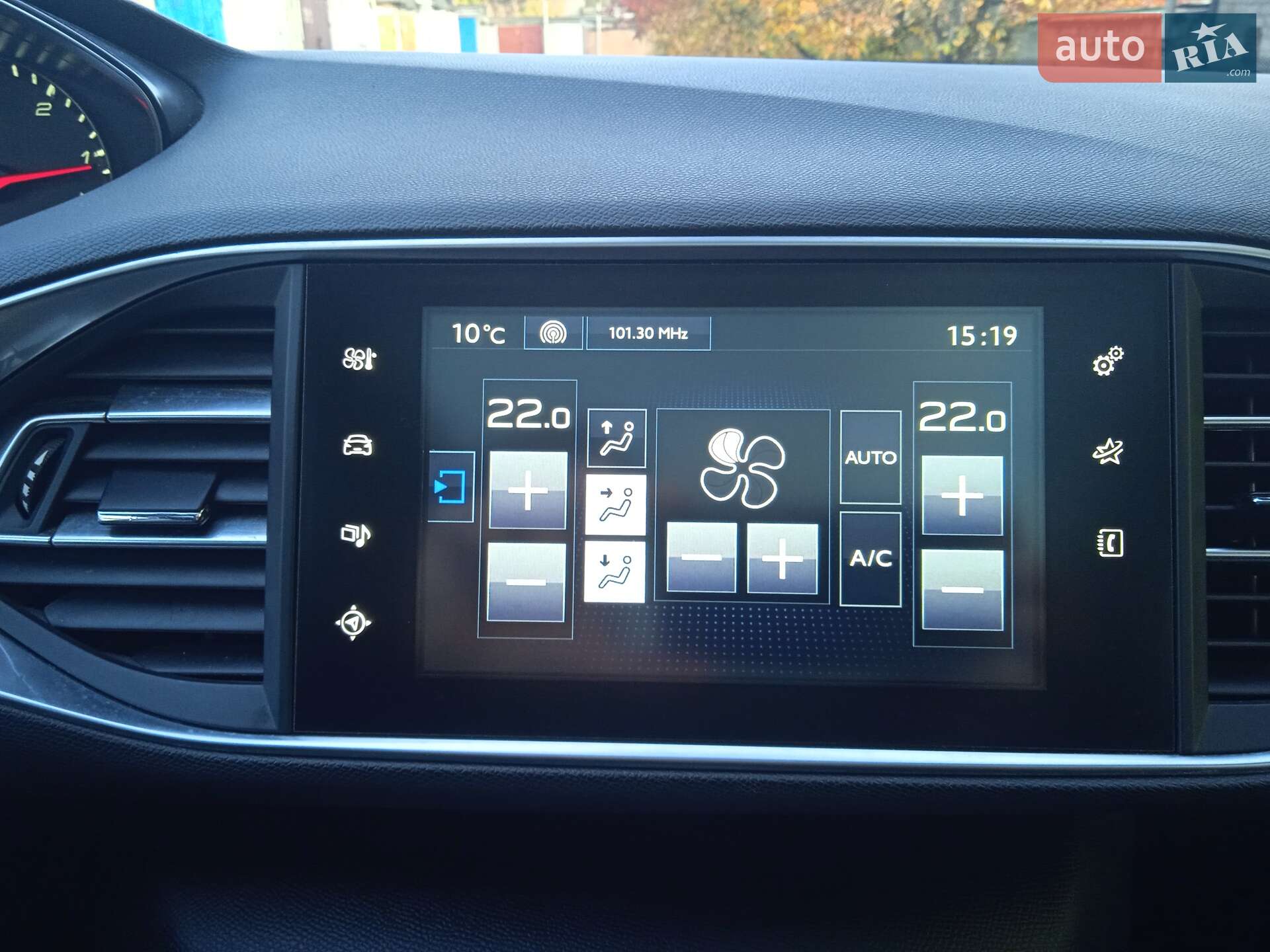 Peugeot 308 2015 VIN VF3LCBHZHFS274366 фото оголошення 9 з 14