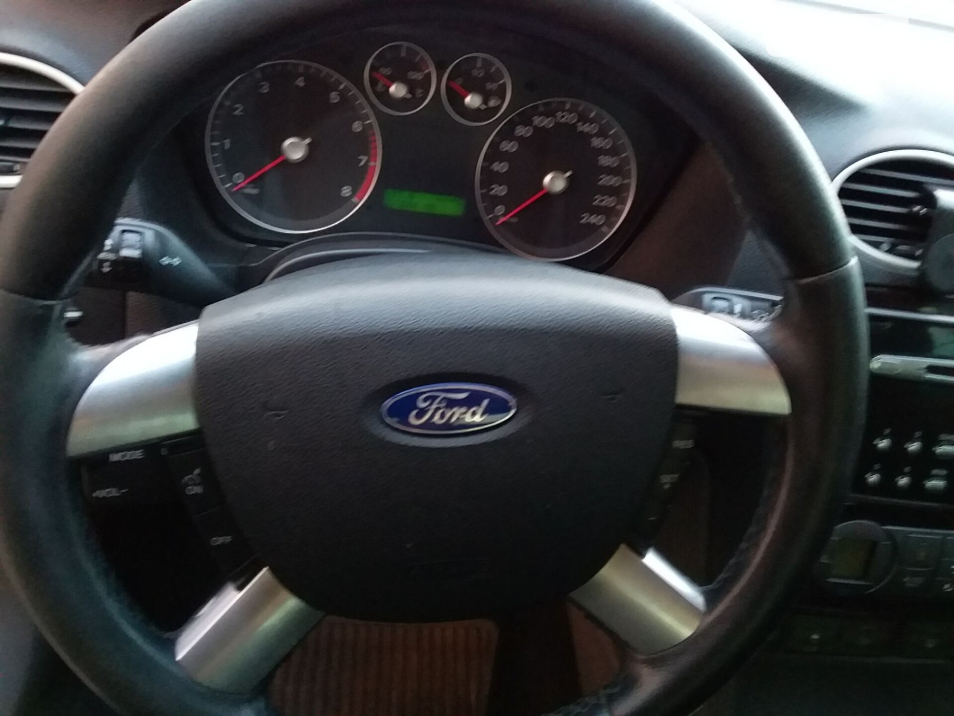 Ford Focus 2005 VIN WF04XXWPD45B34725 фото оголошення 29 з 41