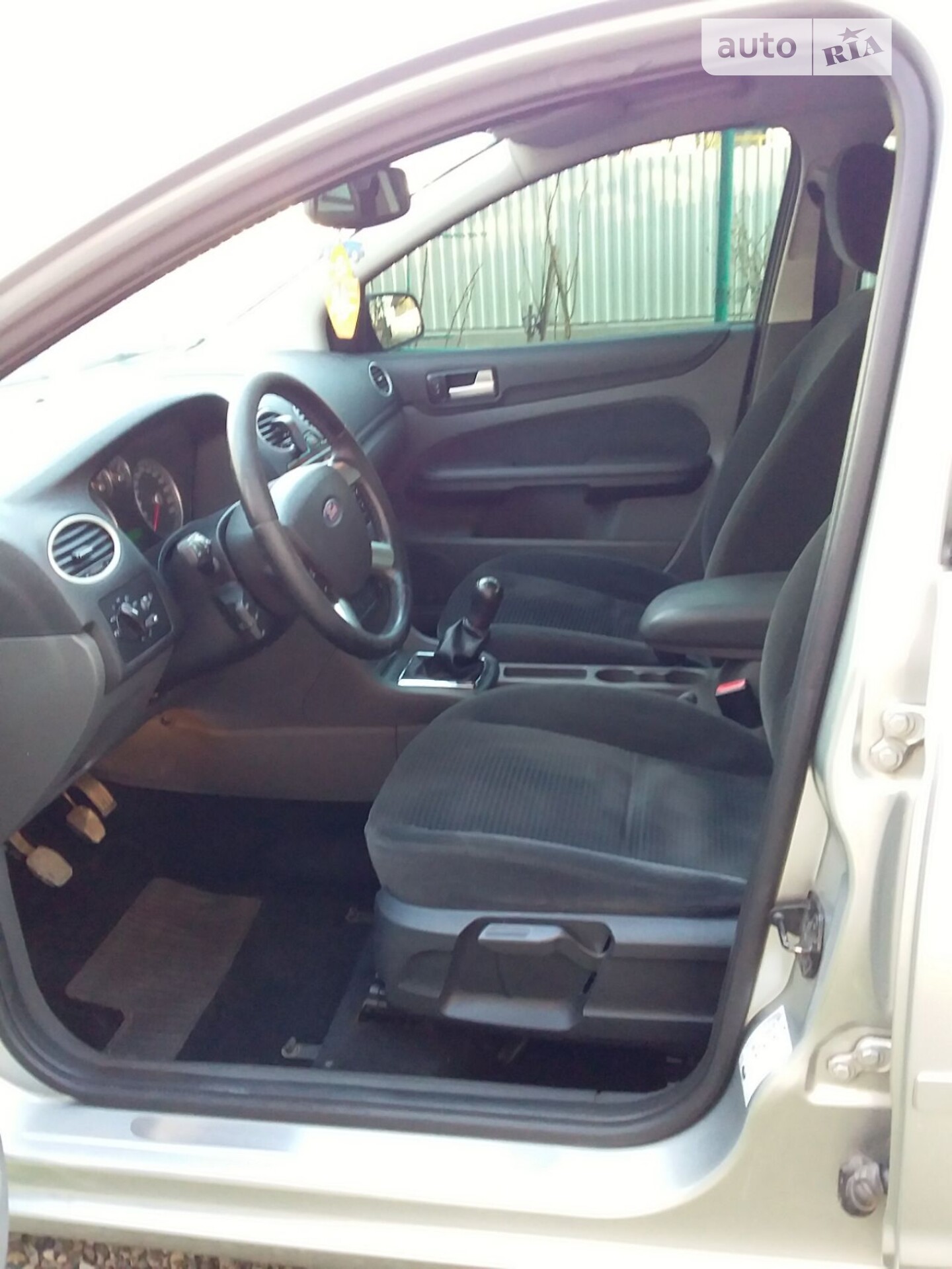Ford Focus 2005 VIN WF04XXWPD45B34725 фото оголошення 32 з 41