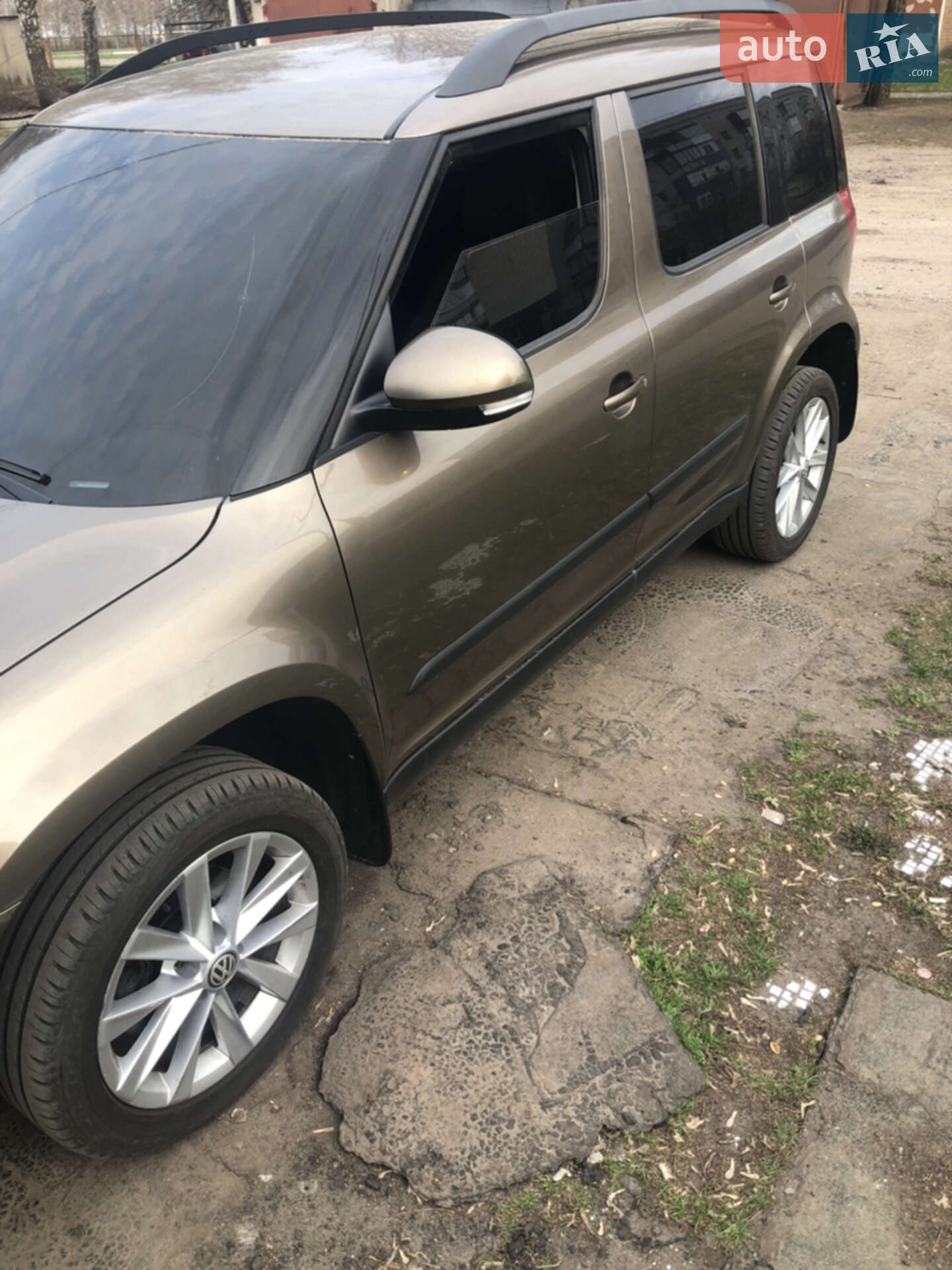 Skoda Yeti 2012 VIN TMBLB65L0CB700087 фото оголошення 3 з 13