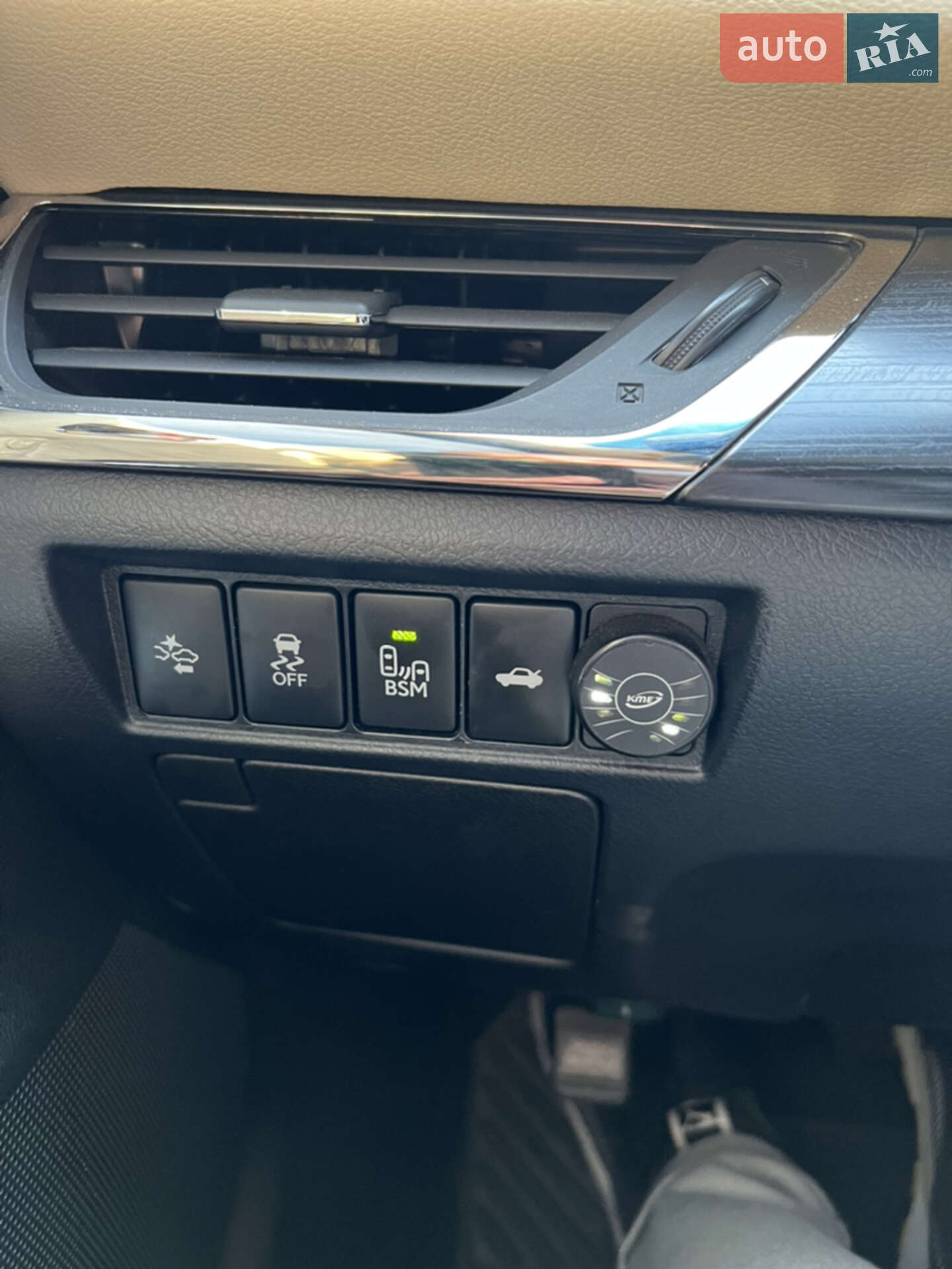 Toyota Avalon 2017 VIN 4T1BK1EB6HU263841 фото оголошення 10 з 18