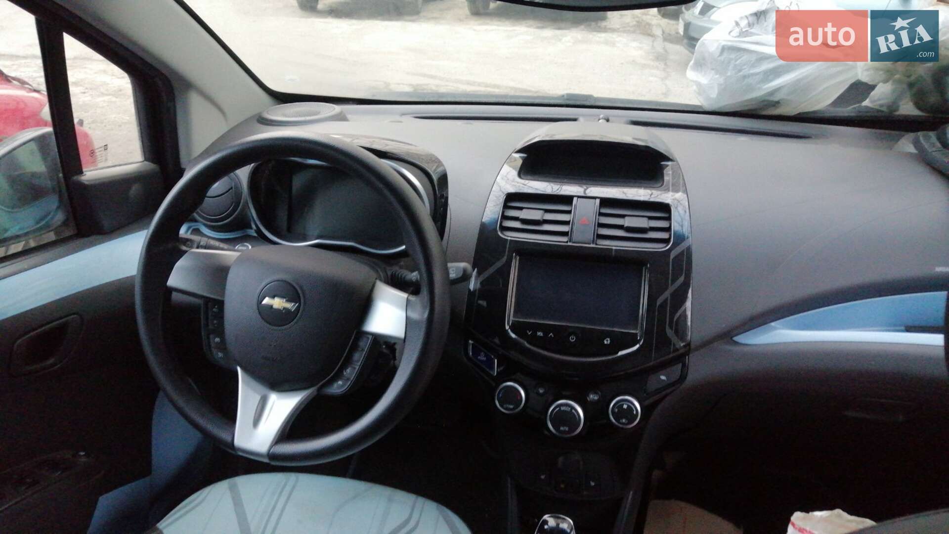 Chevrolet Spark 2015 VIN KL8CK6S05FC818928 фото оголошення 3 з 19