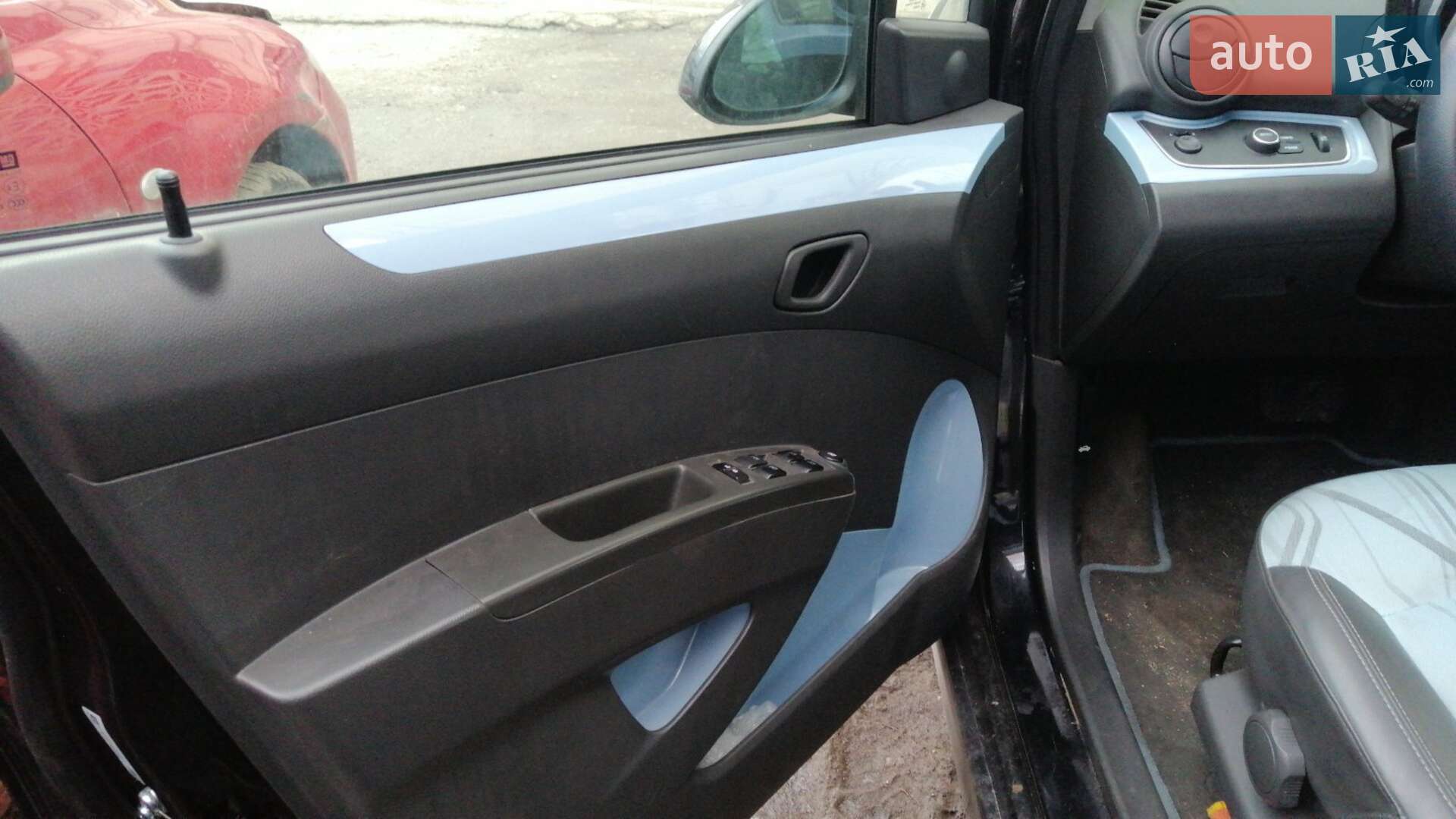 Chevrolet Spark 2015 VIN KL8CK6S05FC818928 фото оголошення 14 з 19