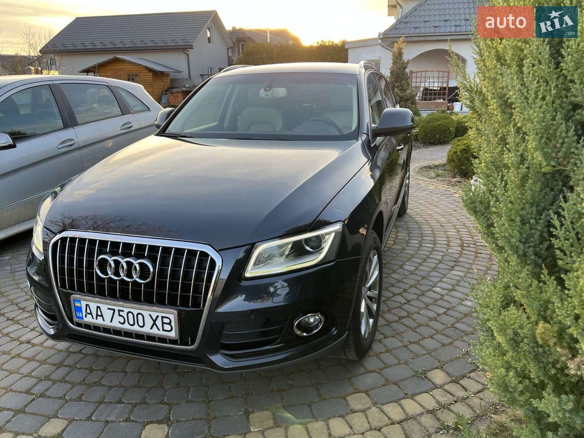 Audi Q5 2013 VIN WAUZZZ8R6EA003486 фото оголошення 2 з 27