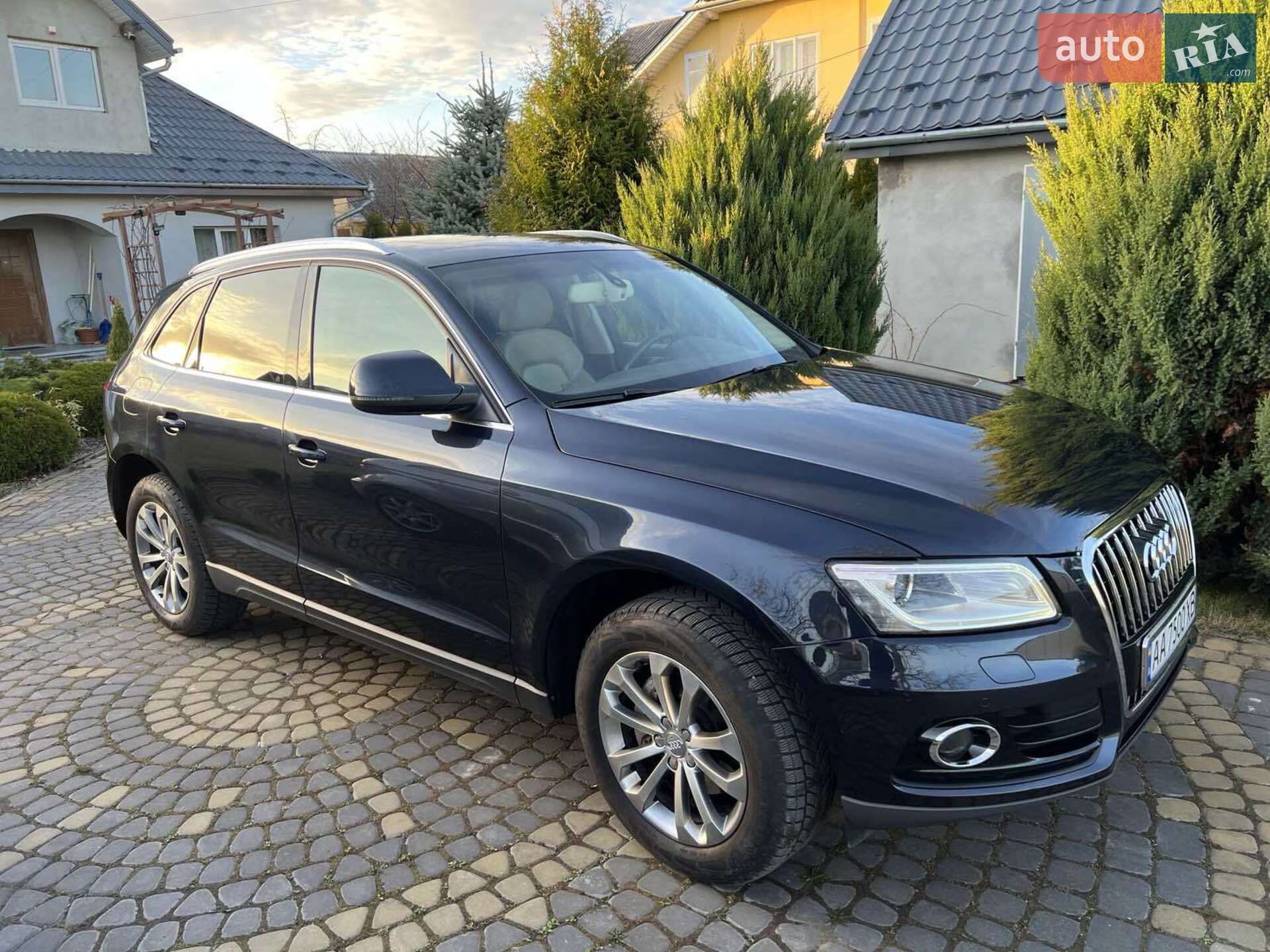 Audi Q5 2013 VIN WAUZZZ8R6EA003486 фото оголошення 3 з 27