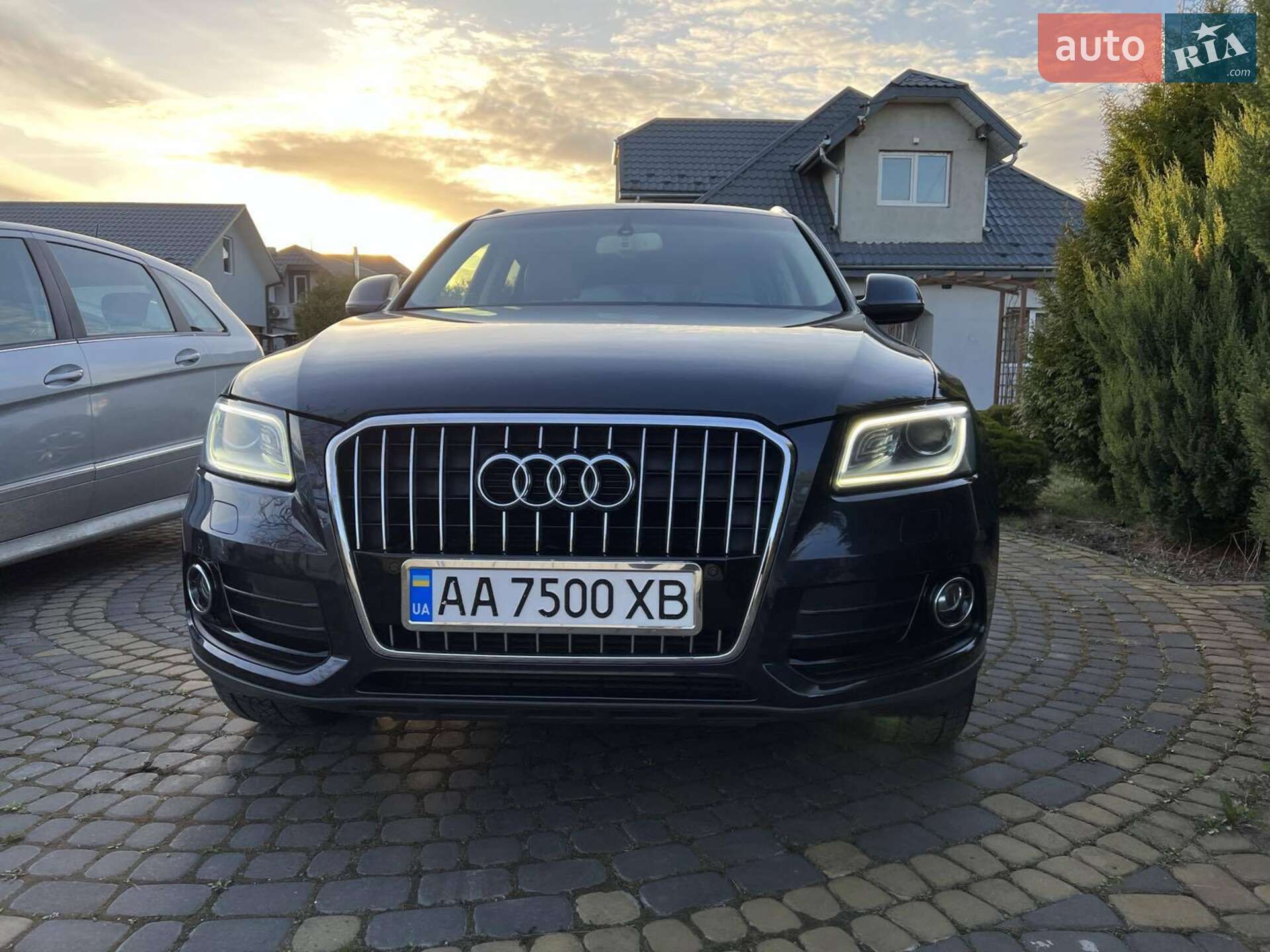 Audi Q5 2013 VIN WAUZZZ8R6EA003486 фото оголошення 4 з 27