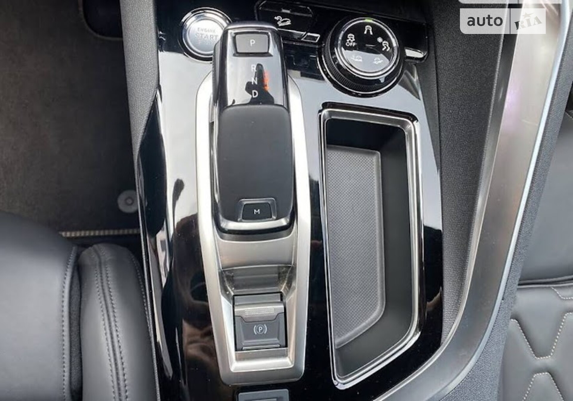 Peugeot 3008 2019 VIN VF3MJAHXVKS174577 фото оголошення 16 з 28