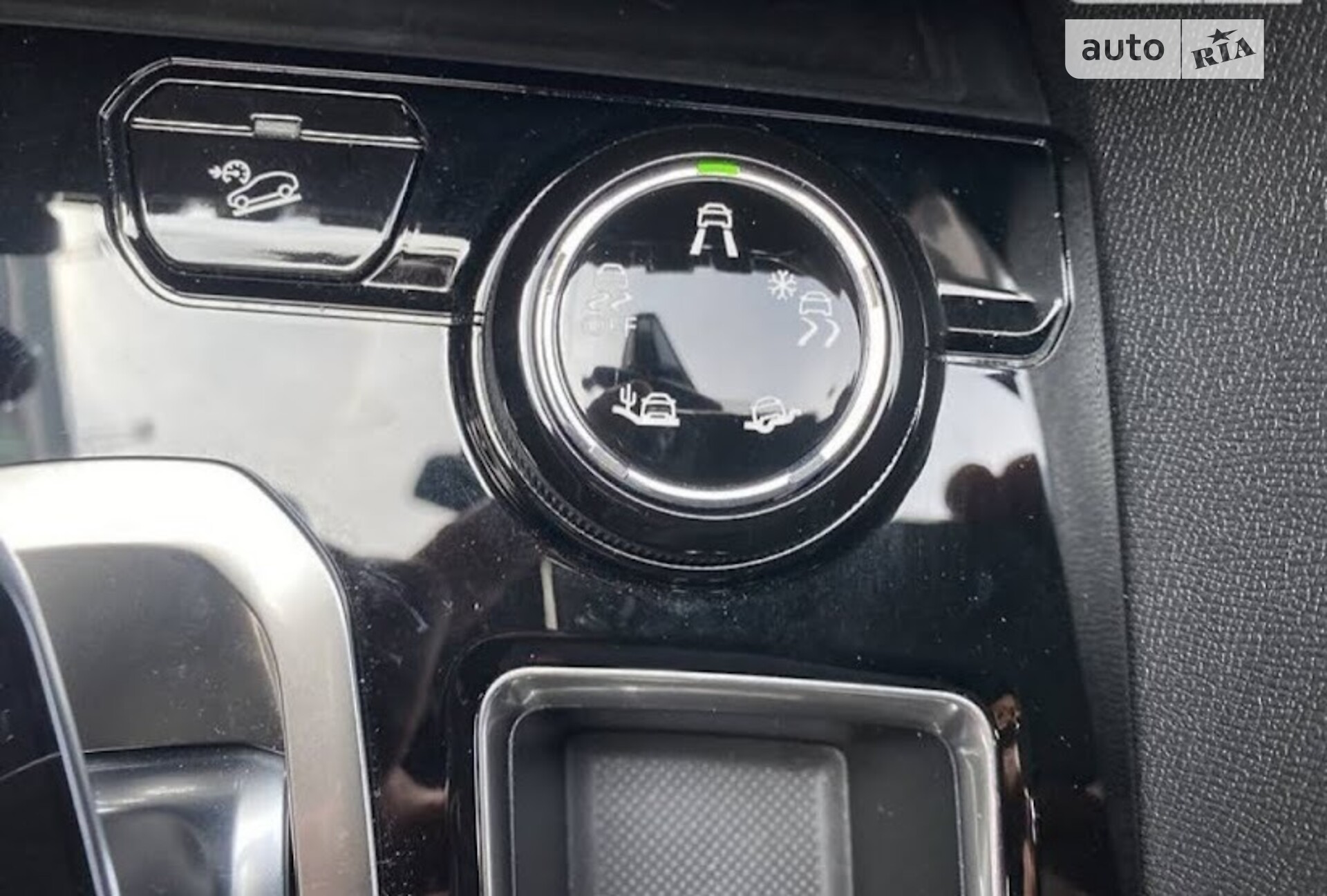 Peugeot 3008 2019 VIN VF3MJAHXVKS174577 фото оголошення 18 з 28