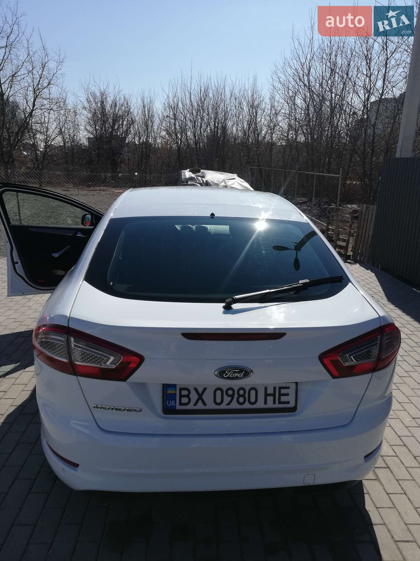 Ford Mondeo 2011 VIN WF0EXXGBBEBL14352 фото оголошення 24 з 30