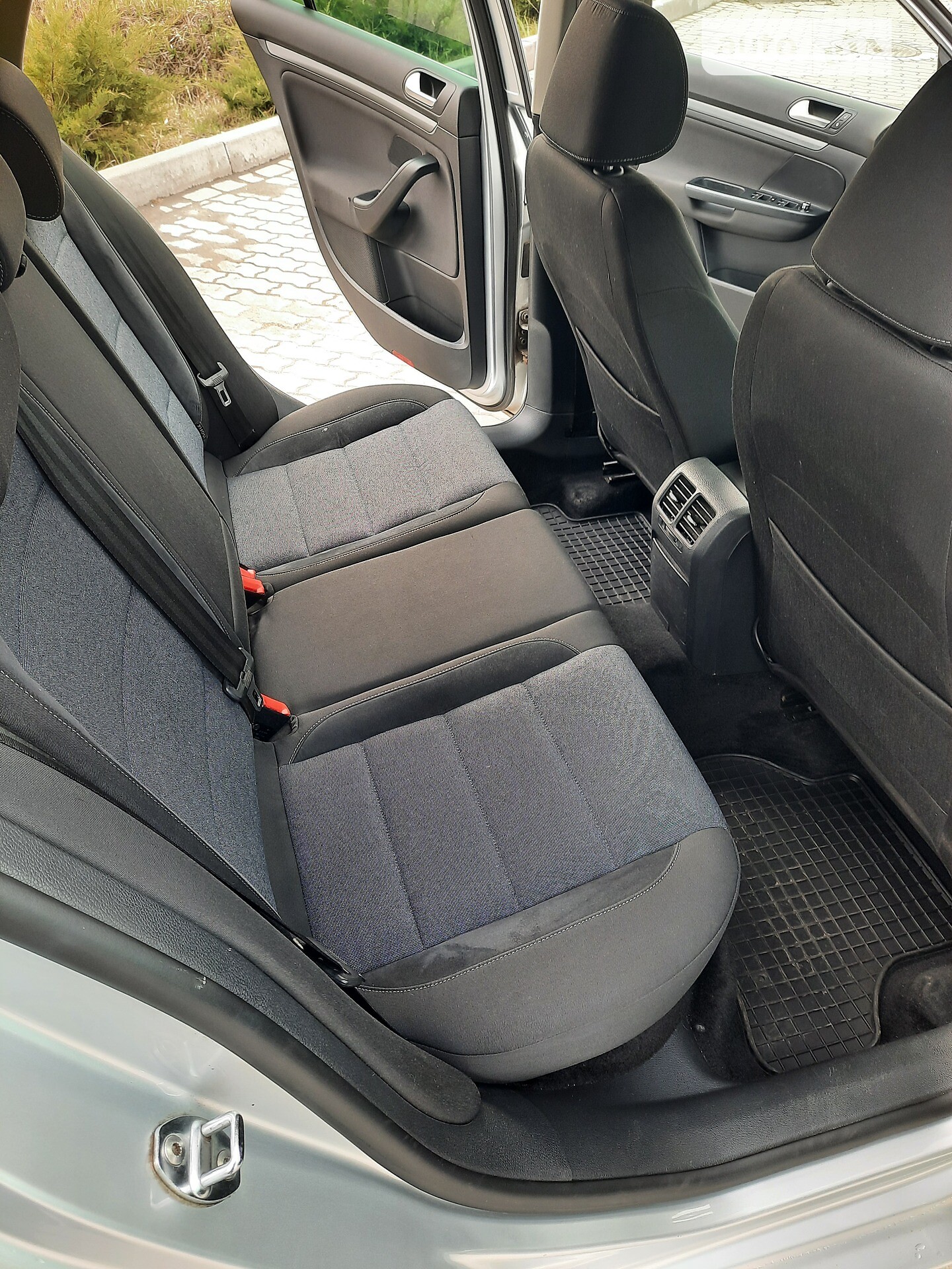 Volkswagen Golf 2011 VIN WVWZZZ1KZCM640695 фото оголошення 10 з 17