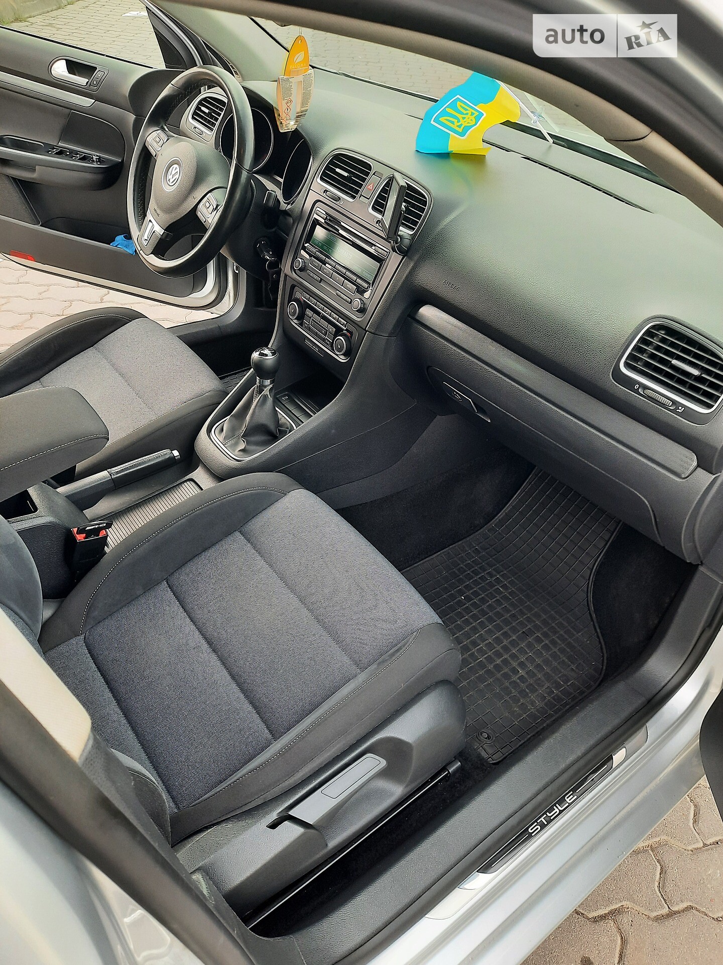 Volkswagen Golf 2011 VIN WVWZZZ1KZCM640695 фото оголошення 12 з 17