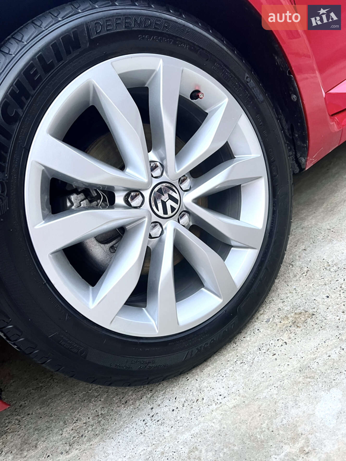 Volkswagen Beetle 2014 VIN 3VW5A7AT7FM805016 фото оголошення 2 з 23