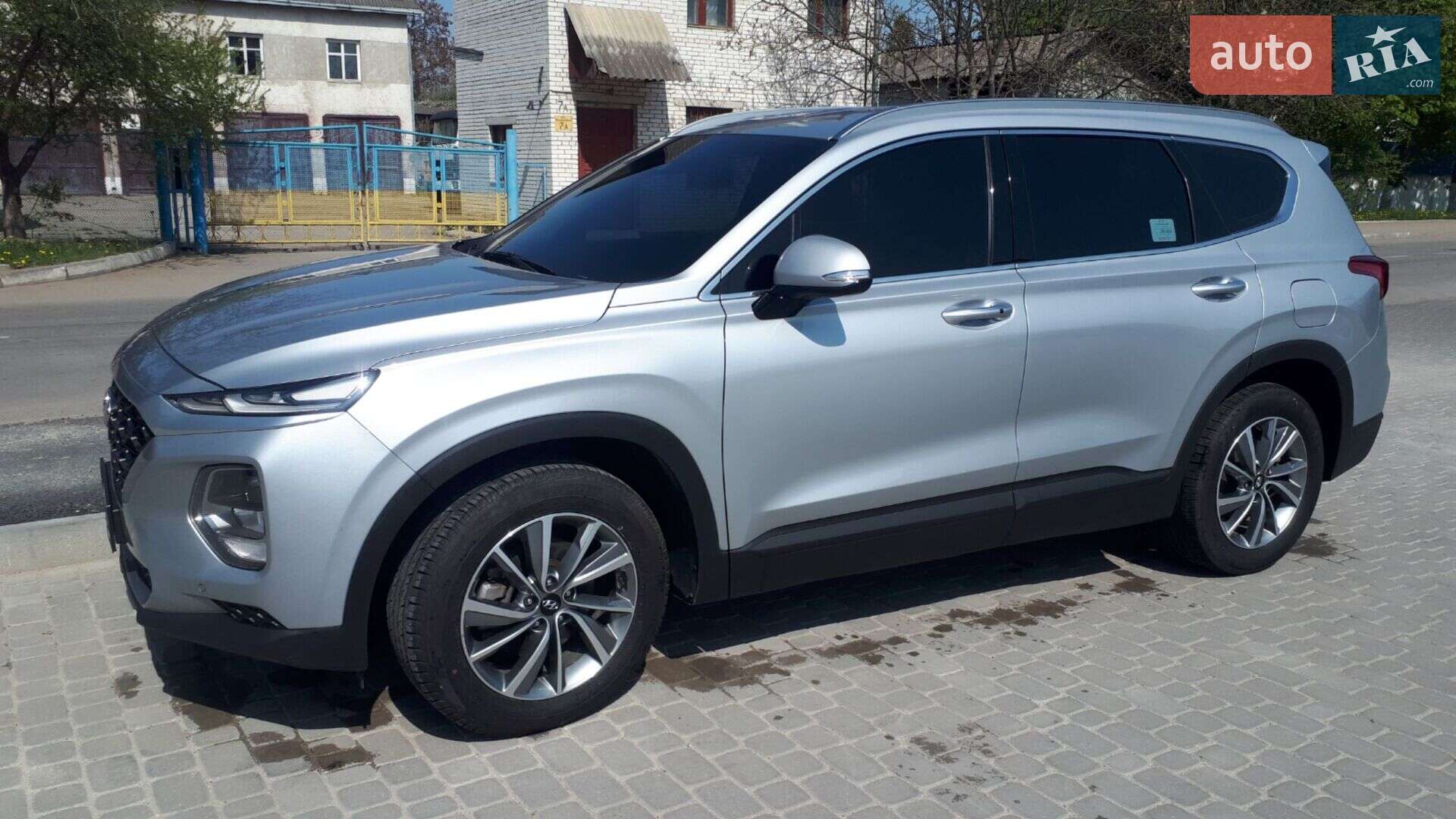 Hyundai Santa FE 2018 VIN KMHS281BDKU063046 фото оголошення 2 з 57
