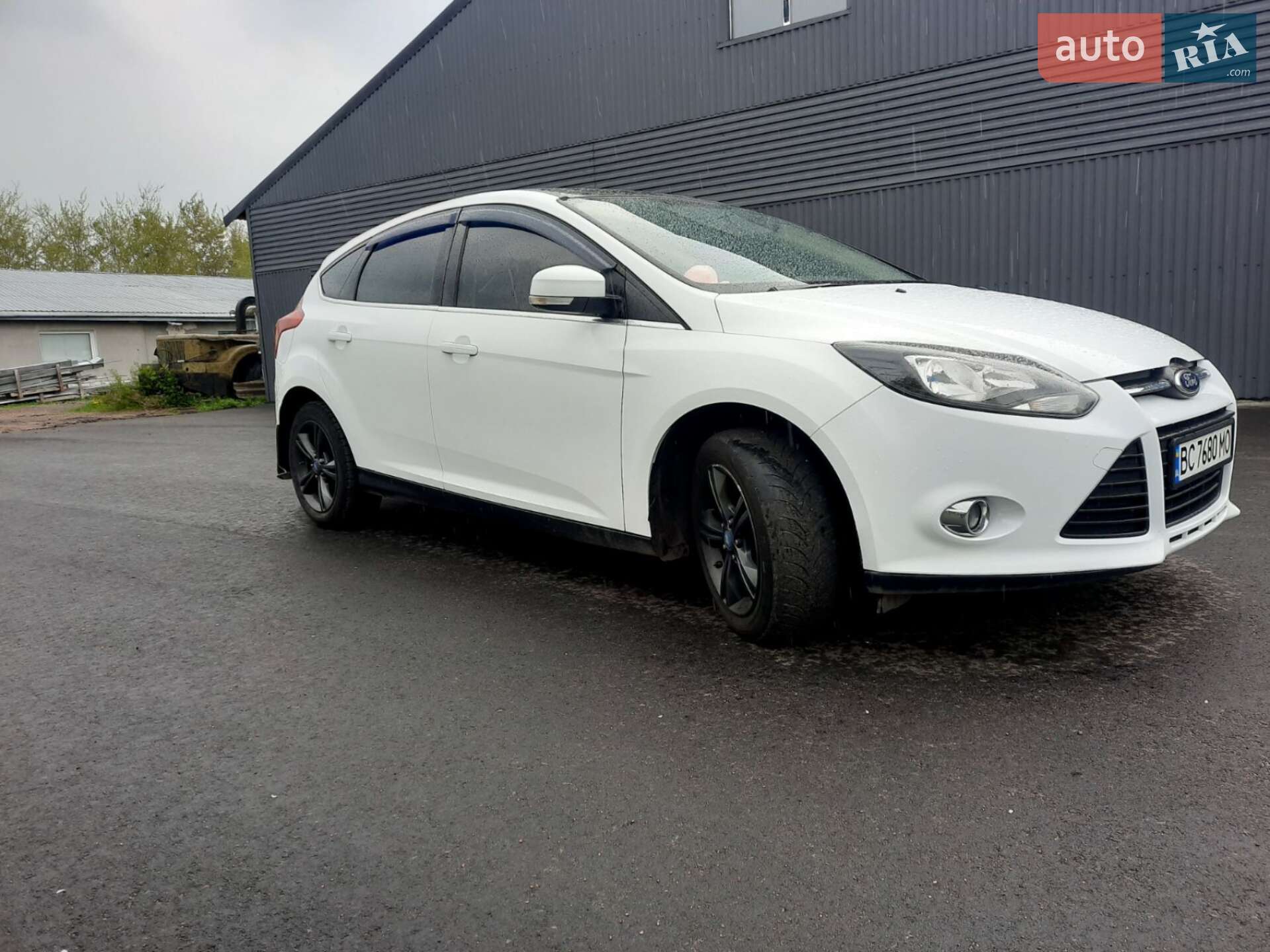 Ford Focus 2013 VIN WF0KXXGCBKDE38719 фото оголошення 12 з 20