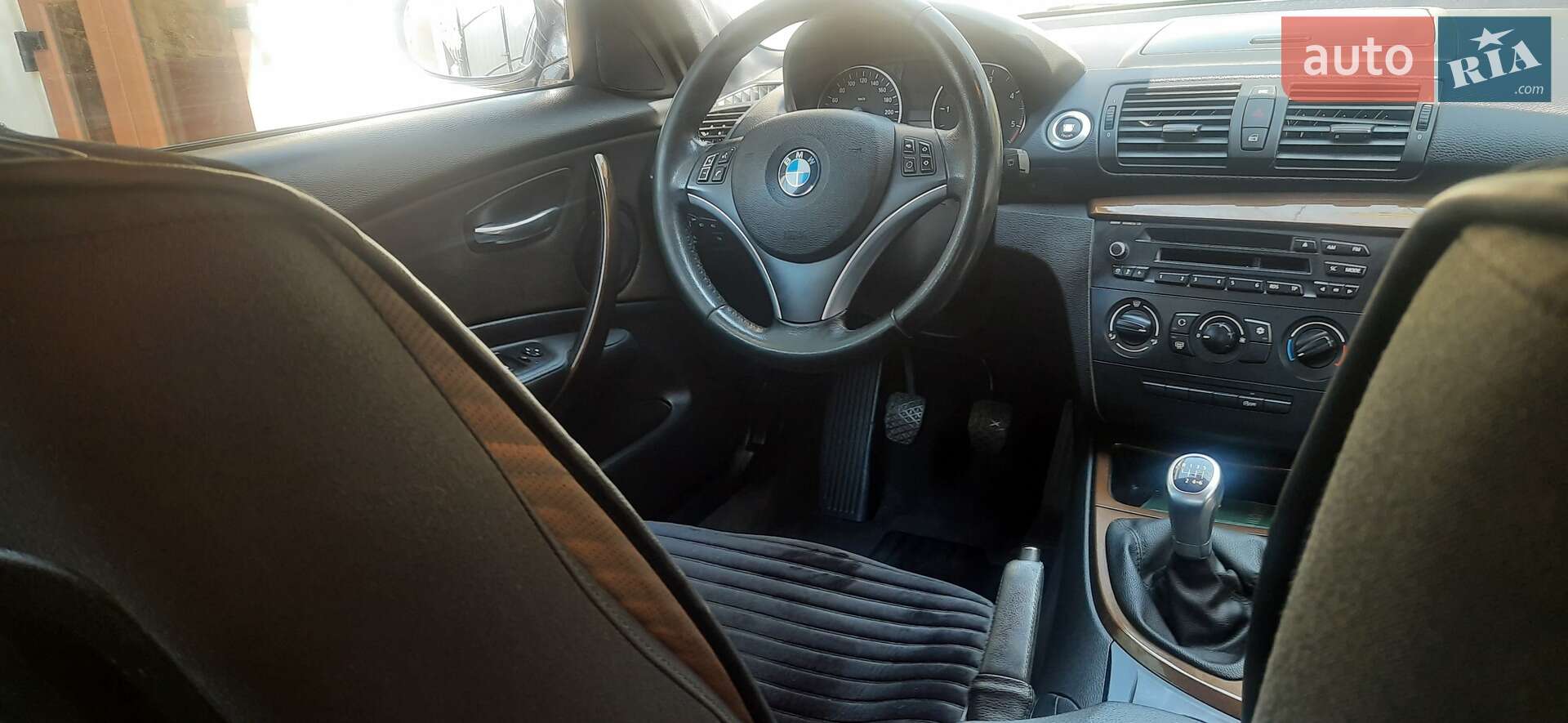 BMW 1 Series 2010 VIN WBAUD71040P446380 фото оголошення 20 з 33