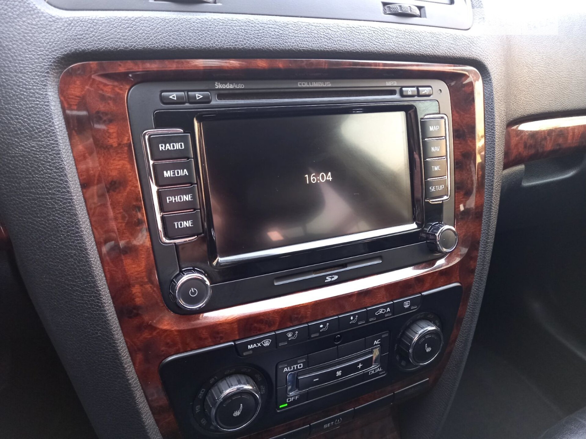 Skoda Octavia 2011 VIN TMBGE61Z5C2038400 фото оголошення 10 з 26