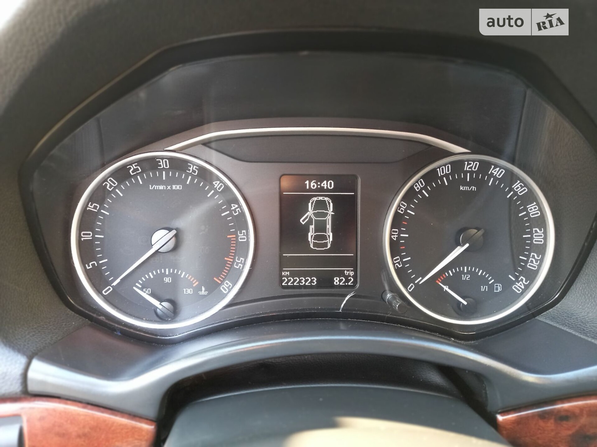 Skoda Octavia 2011 VIN TMBGE61Z5C2038400 фото оголошення 5 з 26