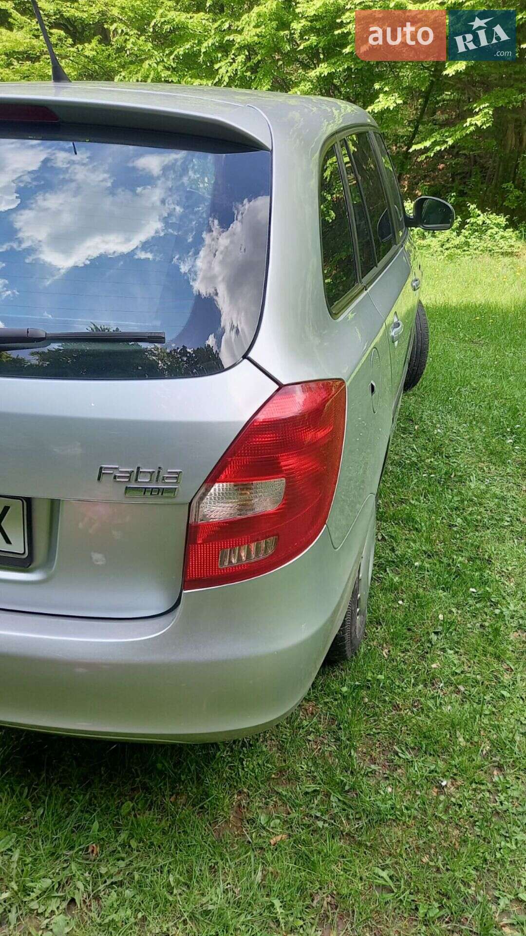 Skoda Fabia 2010 VIN TMBJS25J9B3040493 фото оголошення 4 з 8