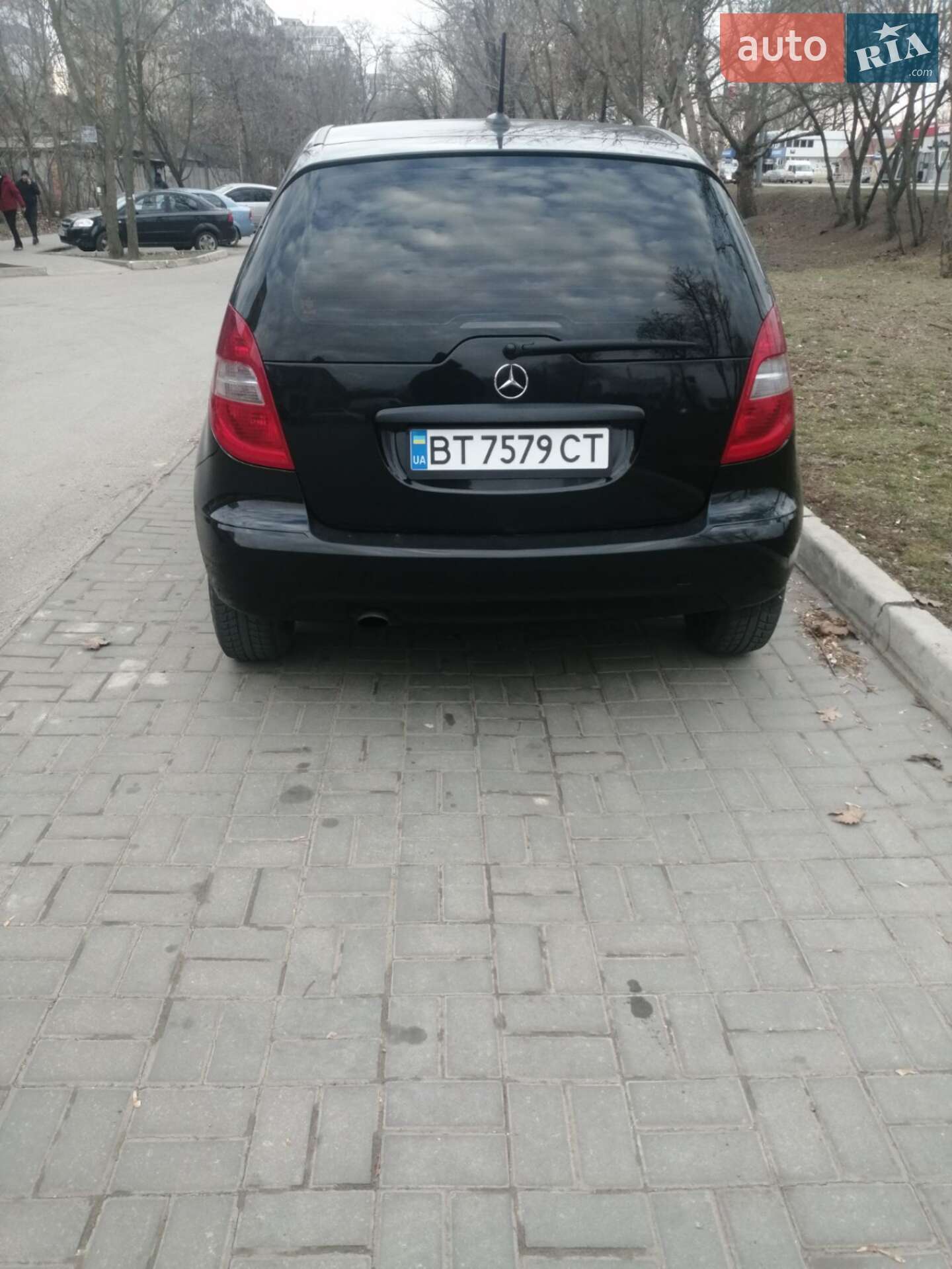 Mercedes-Benz A-Class 2011 VIN WDD1690071J976339 фото оголошення 9 з 17