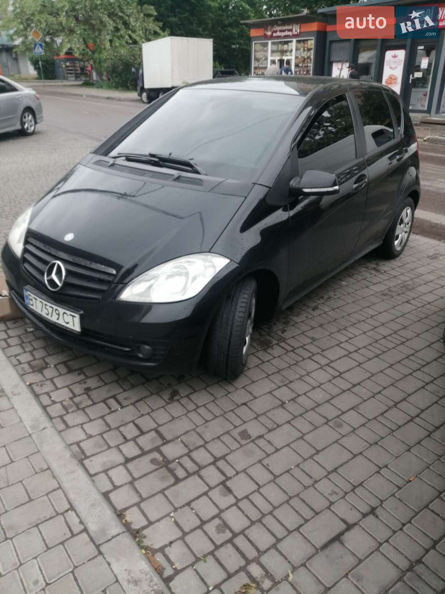 Mercedes-Benz A-Class 2011 VIN WDD1690071J976339 фото оголошення 4 з 17