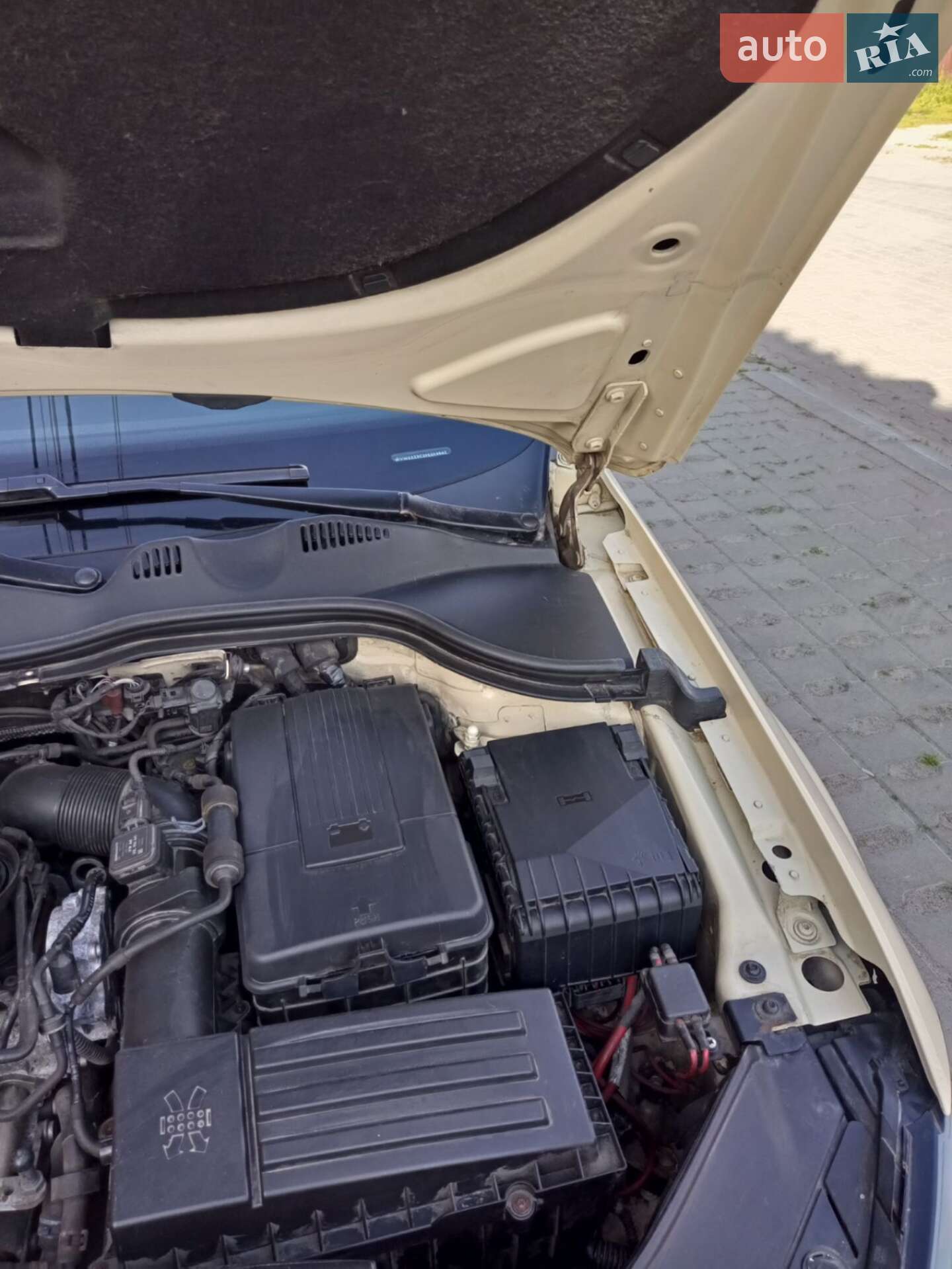 Volkswagen Passat 2014 VIN WVWZZZ3CZFE004642 фото оголошення 7 з 29