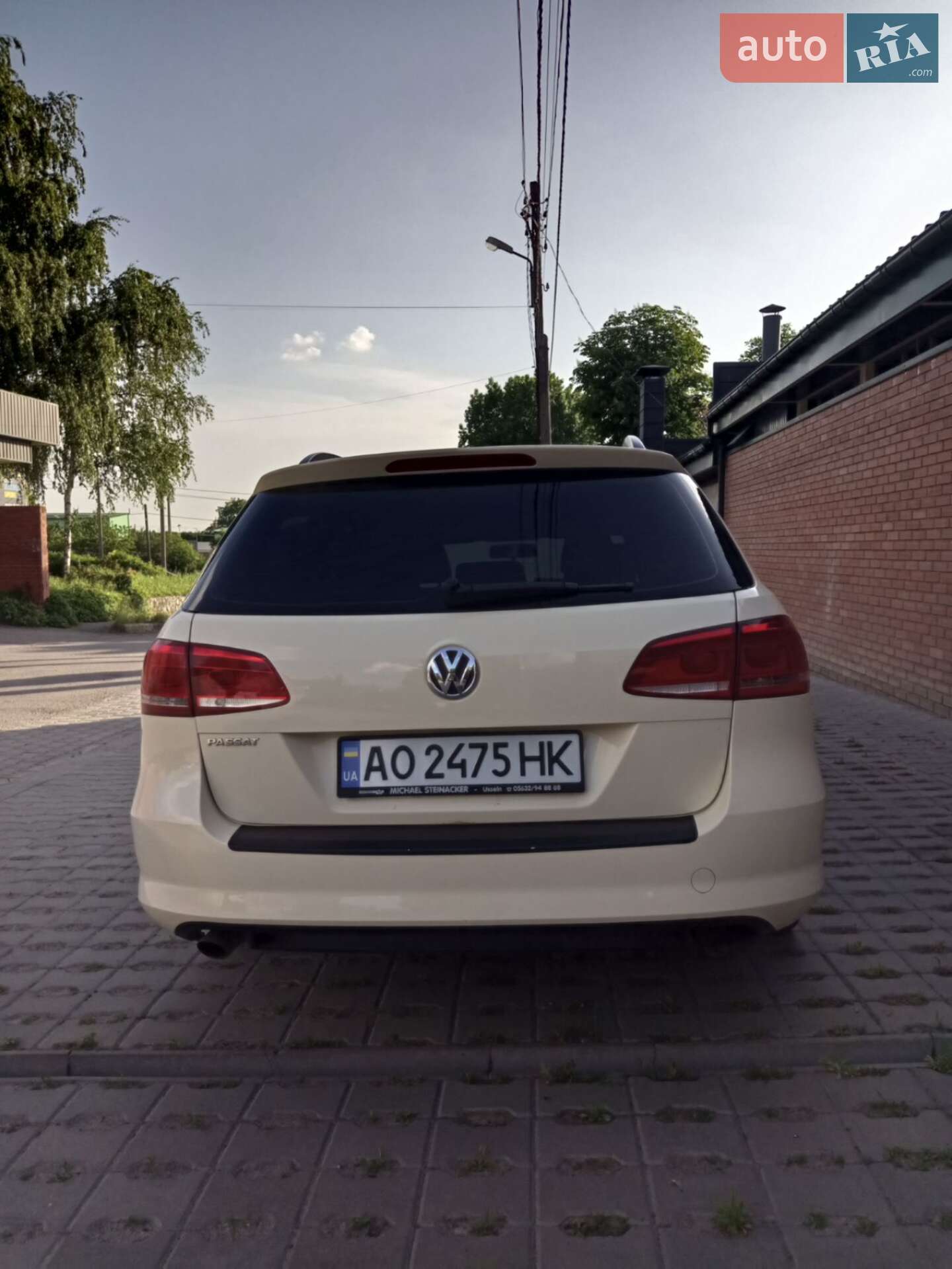 Volkswagen Passat 2014 VIN WVWZZZ3CZFE004642 фото оголошення 9 з 29