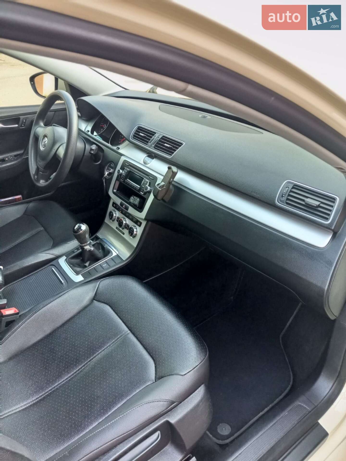 Volkswagen Passat 2014 VIN WVWZZZ3CZFE004642 фото оголошення 11 з 29