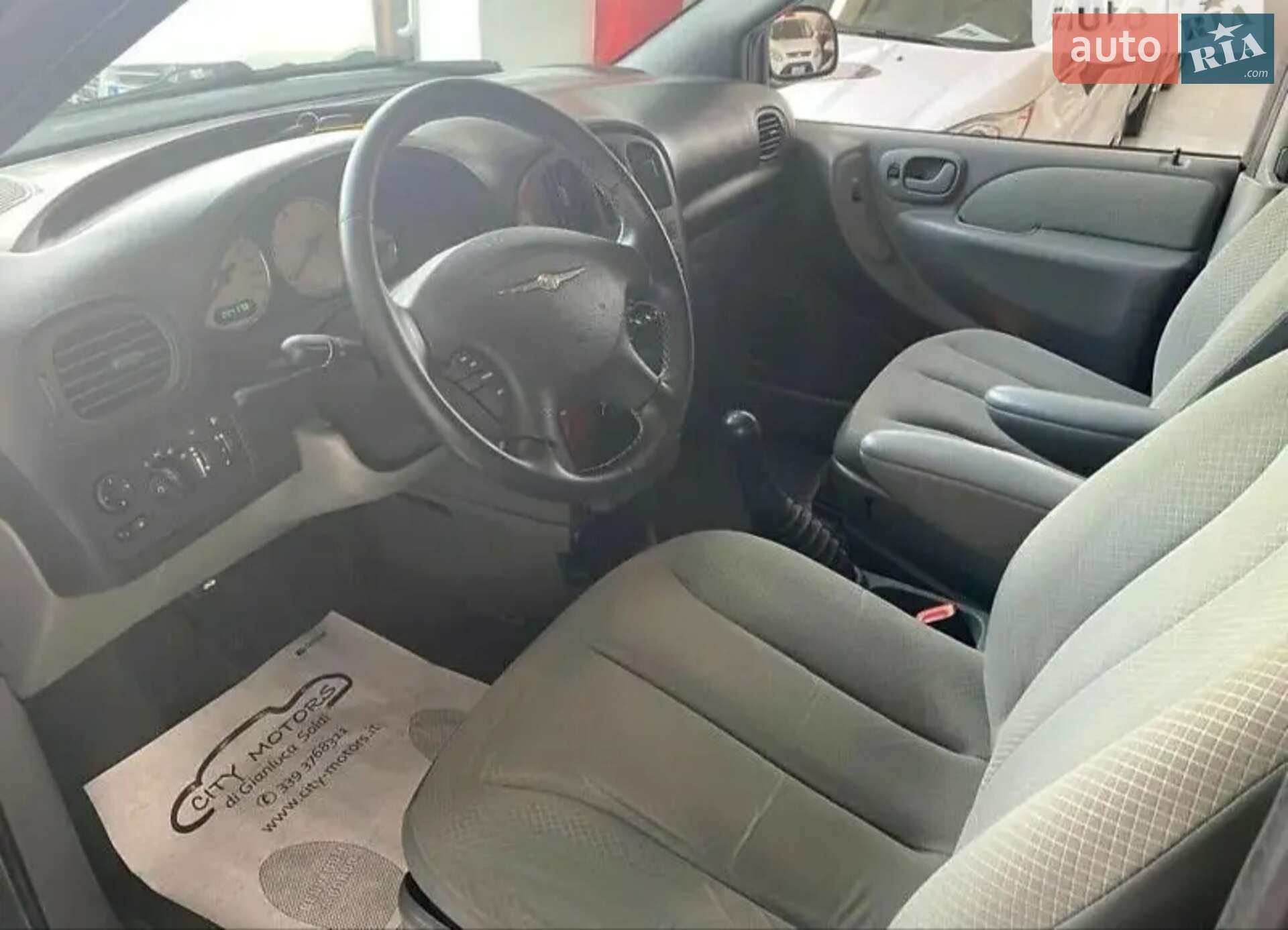 Chrysler Voyager 2007 VIN 1A8GYN2787Y594002 фото оголошення 3 з 8