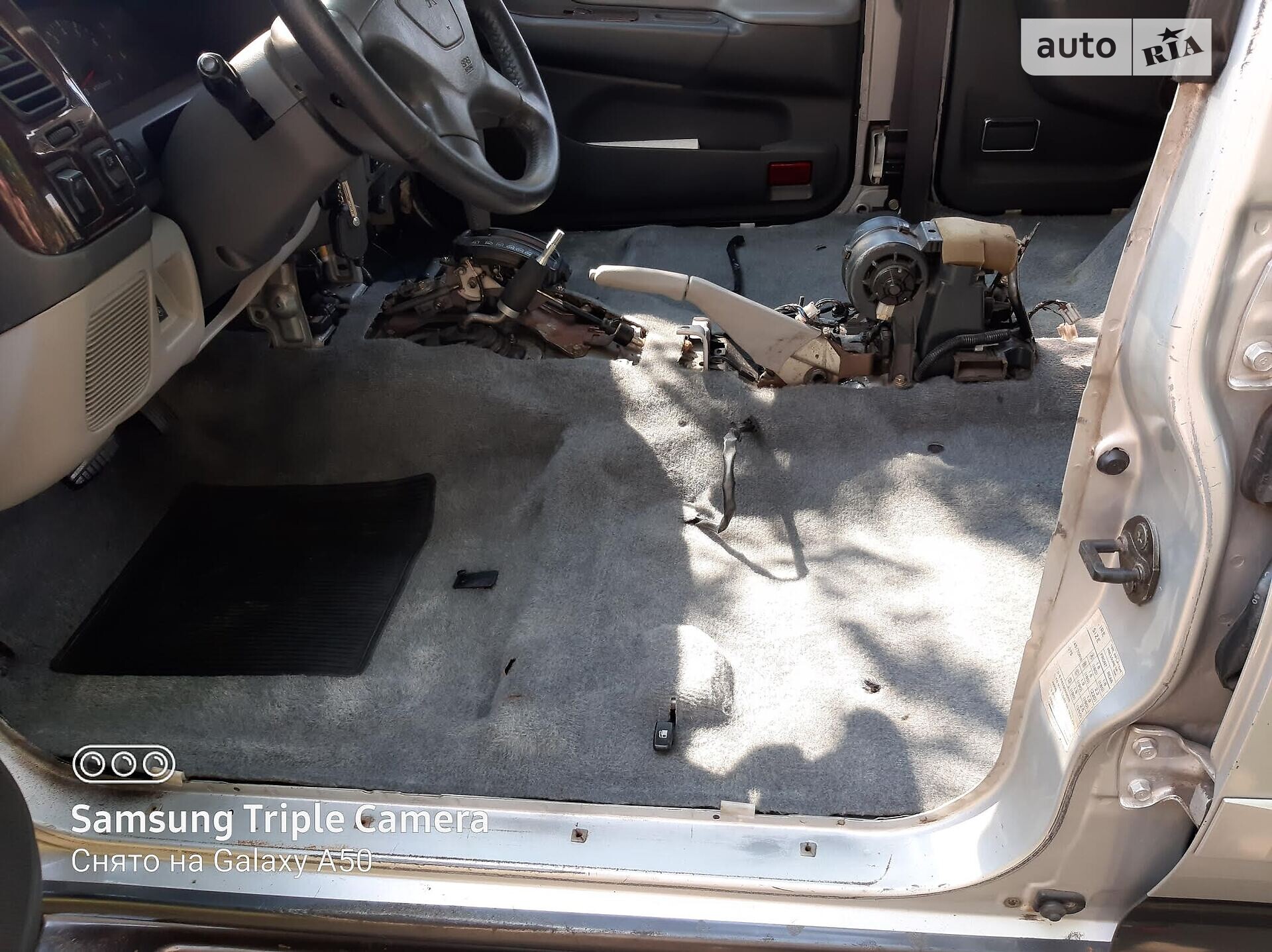 Mitsubishi Pajero Sport 2002 VIN JMB0RK9603J000213 фото оголошення 30 з 40