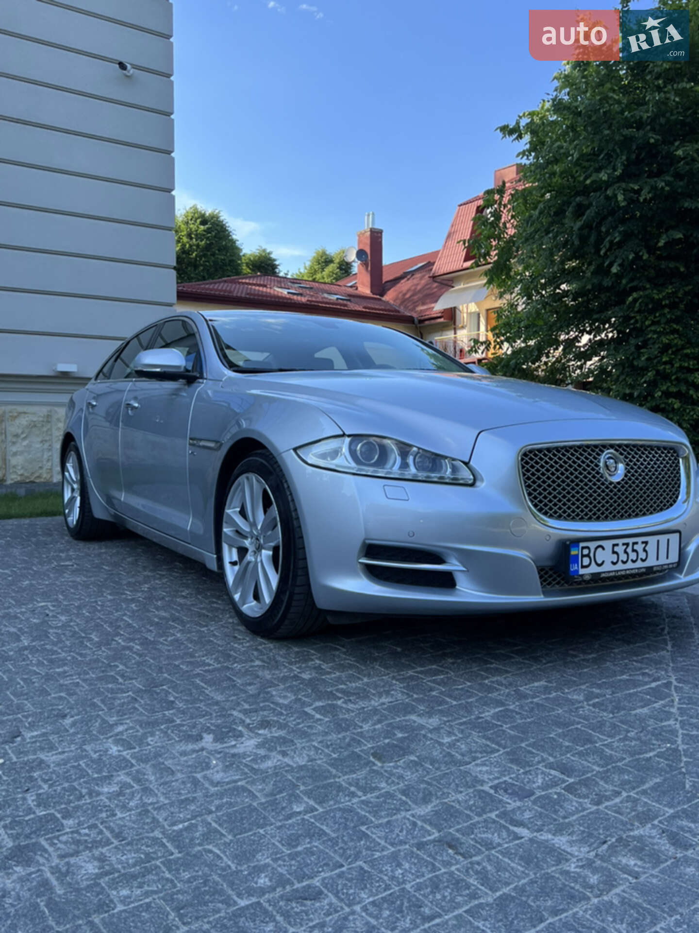 Jaguar XJ 2013 VIN SAJAJ16H5D8V50601 фото оголошення 3 з 34