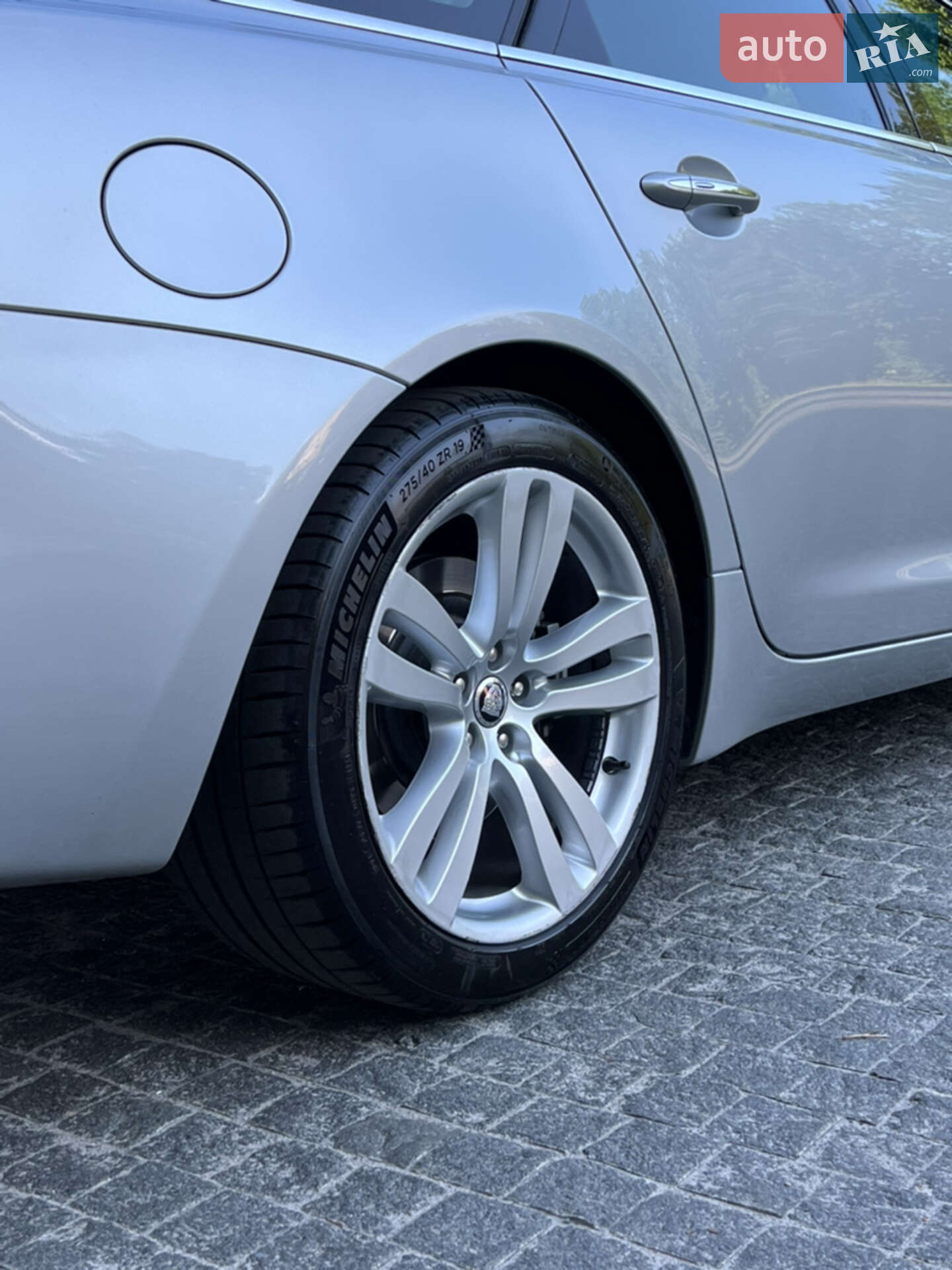 Jaguar XJ 2013 VIN SAJAJ16H5D8V50601 фото оголошення 30 з 34
