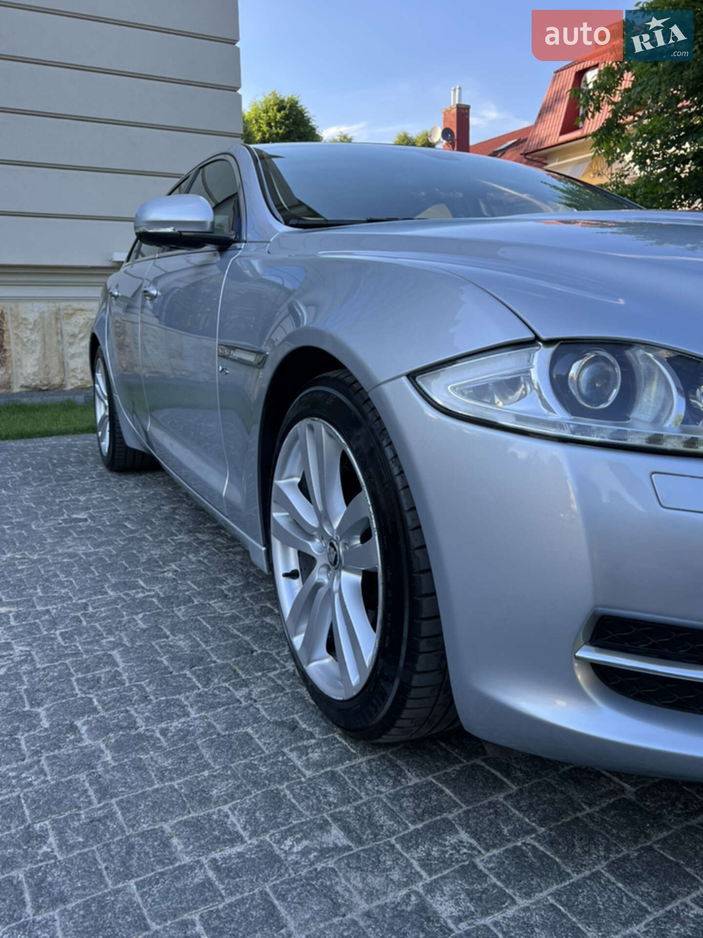 Jaguar XJ 2013 VIN SAJAJ16H5D8V50601 фото оголошення 32 з 34