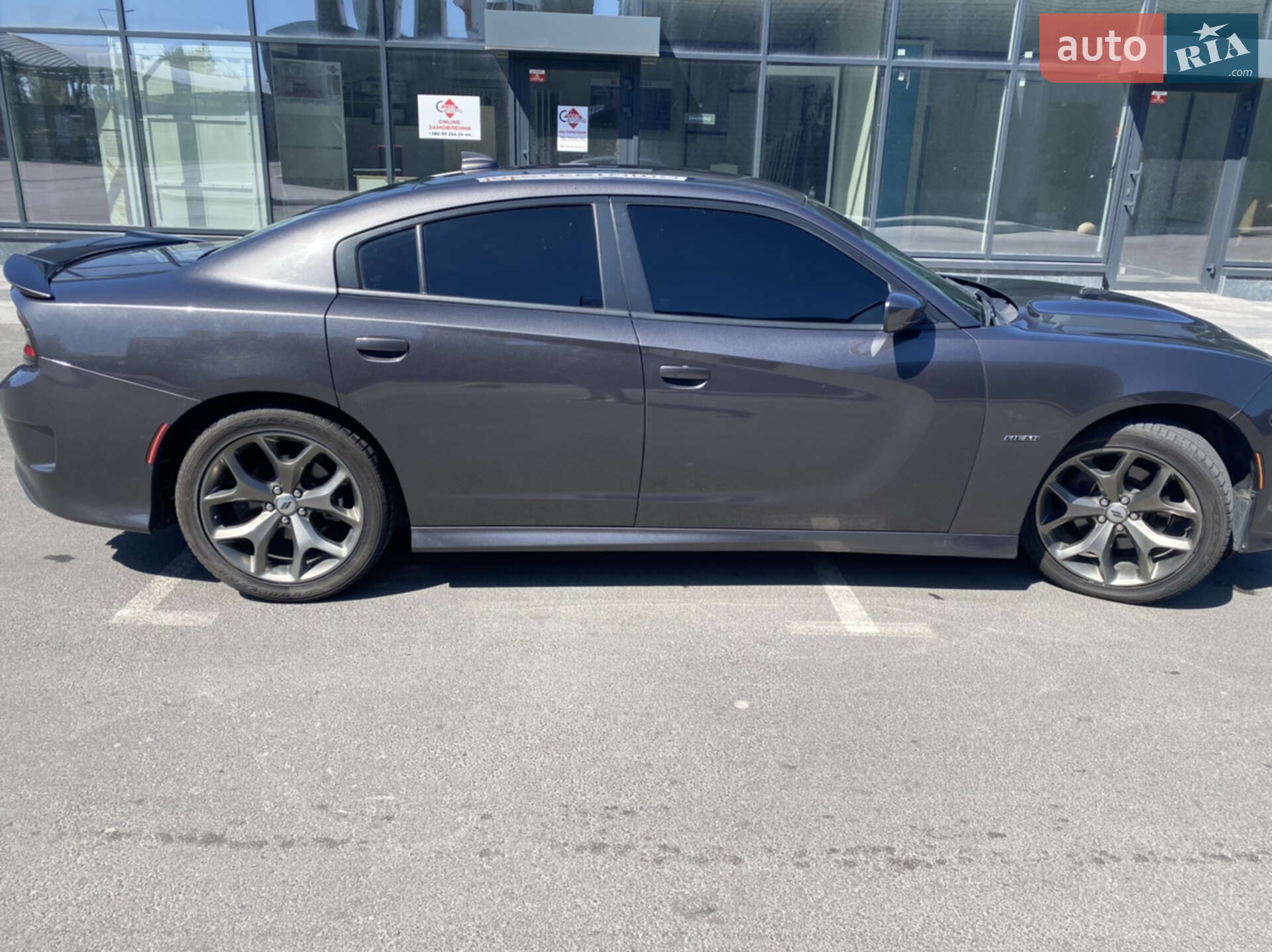 Dodge Charger 2019 VIN 2C3CDXCT6KH598002 фото оголошення 2 з 5